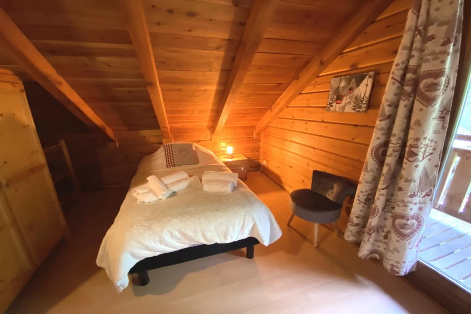 LE SKIEUR  Chalet en bois-Slaapkamer