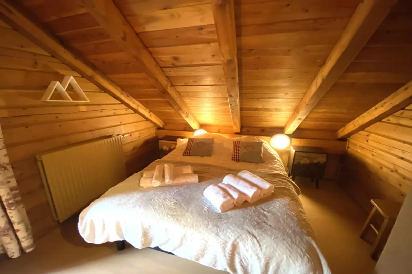 LE SKIEUR  Chalet en bois-Slaapkamer