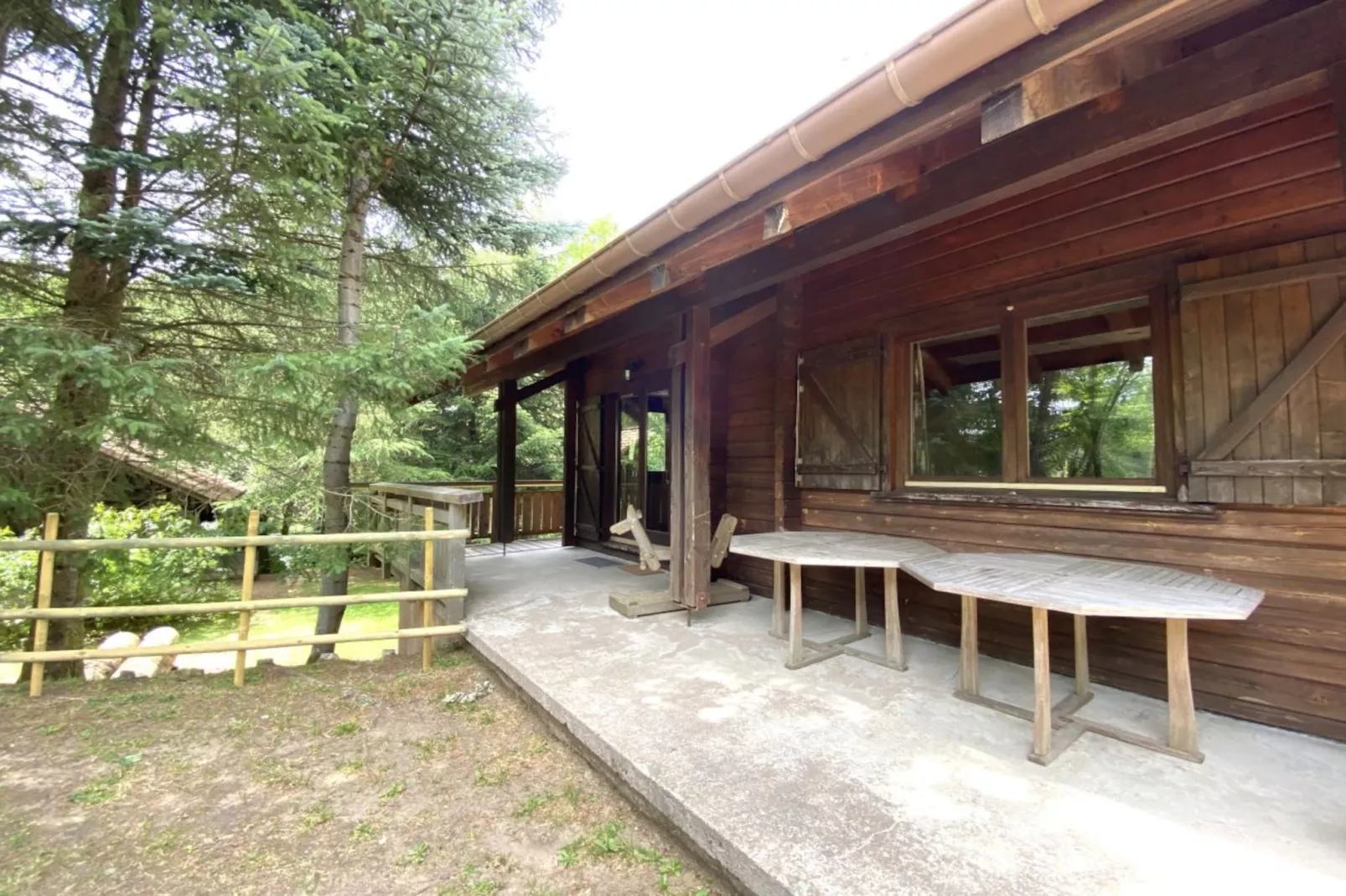 LE SKIEUR  Chalet en bois-Buitenlucht