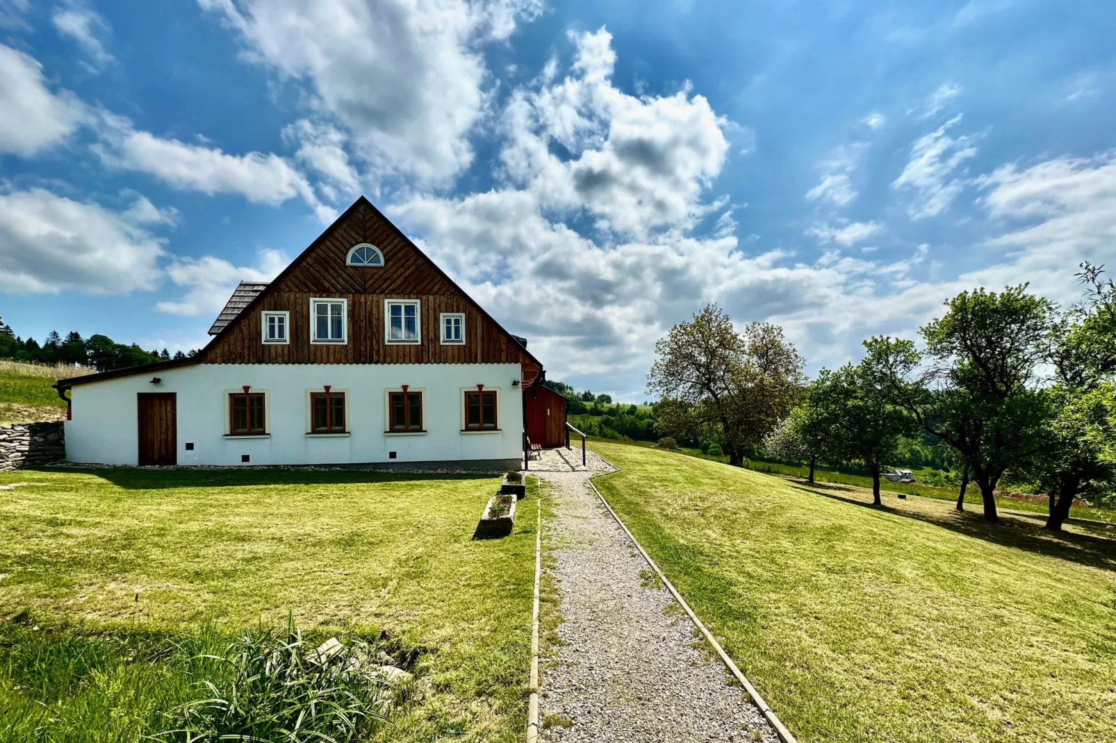 Víchová nad Jizerou LVV033-Buitenlucht