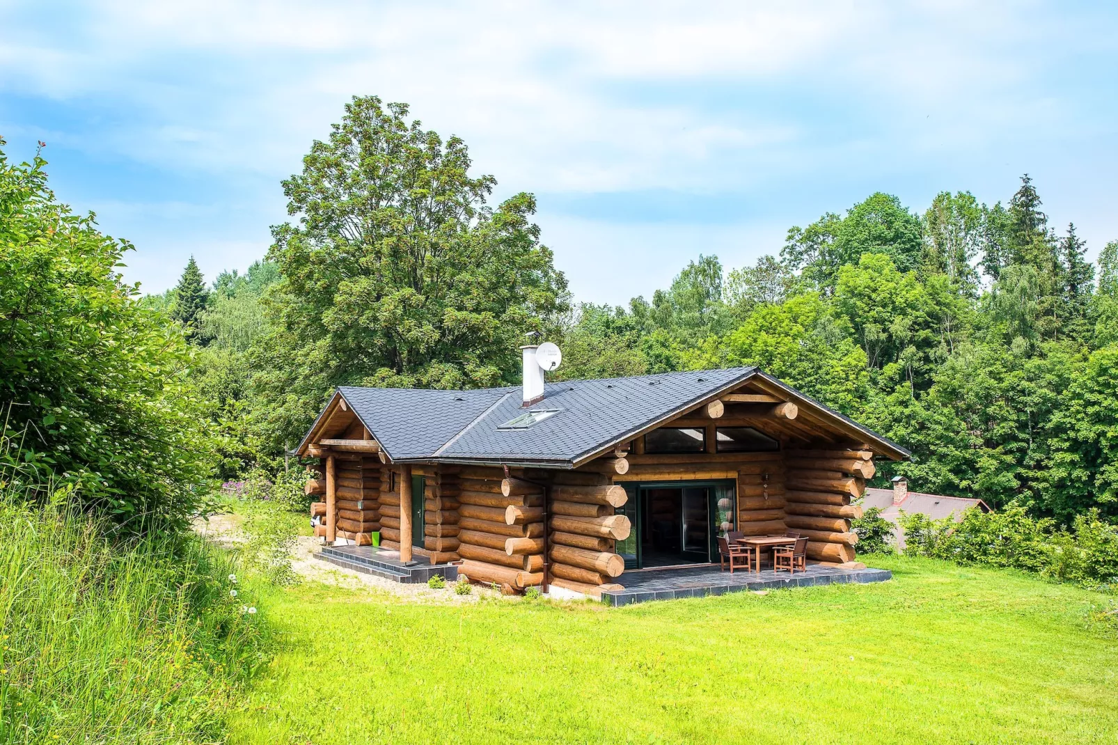 Lomnice nad Popelkou LLB005-Buitenlucht