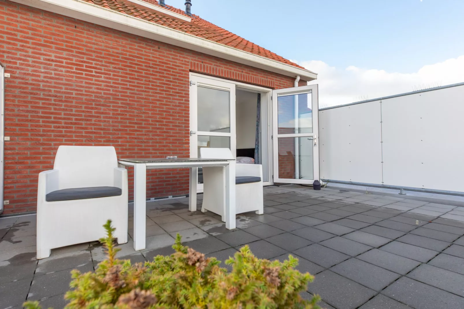 Vakantiewoning 't Zoete Licht Residenz - Willibrordusplein 28 C  Zoutelande-Terrasbalkon