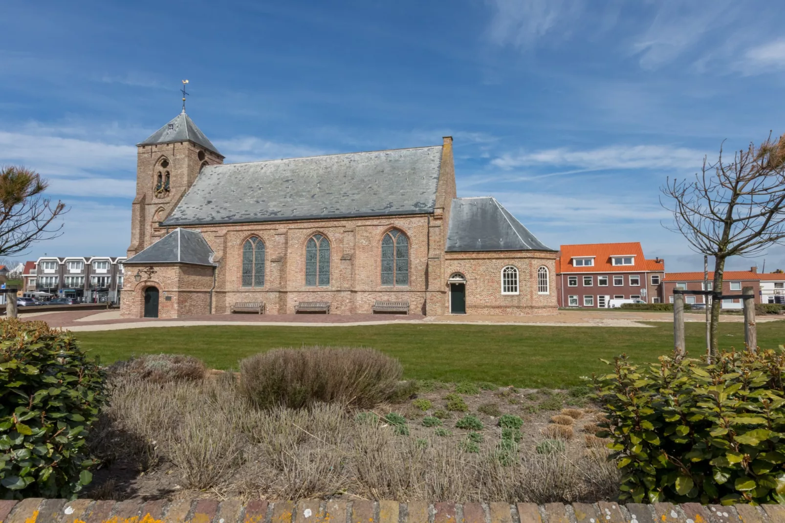 Vakantiewoning 't Zoete Licht Residenz - Willibrordusplein 28 C  Zoutelande-Gebieden zomer 1km