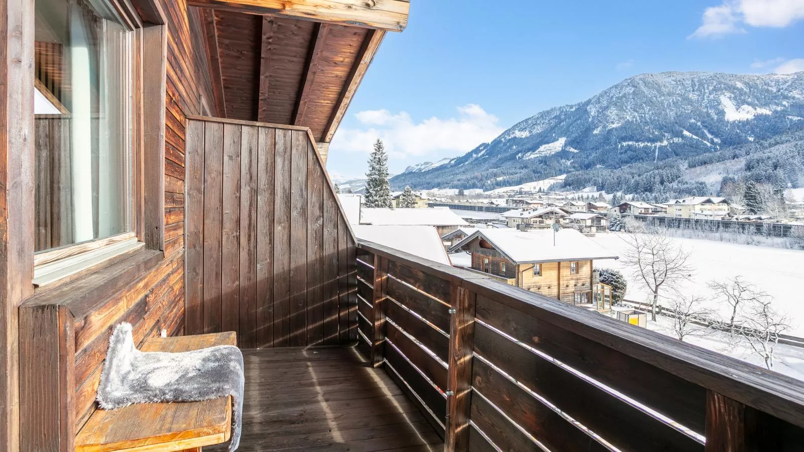 Brixen Alpin Living Top 15-Terrasbalkon