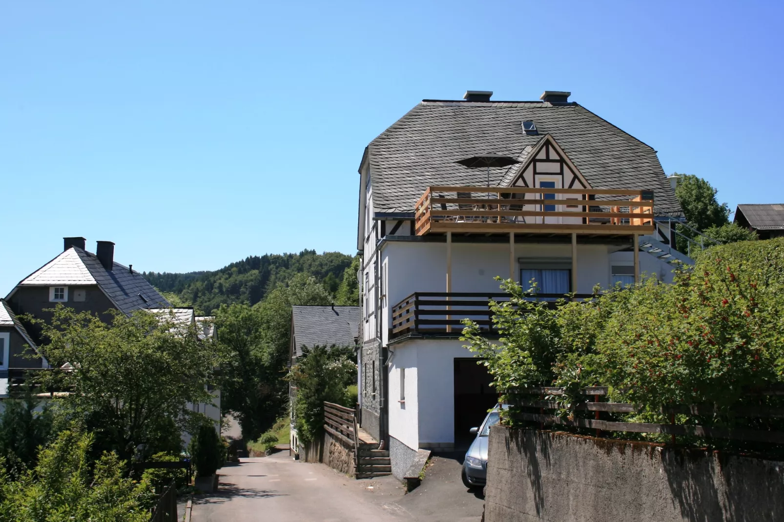 Haus am Iberg-Buitenkant zomer