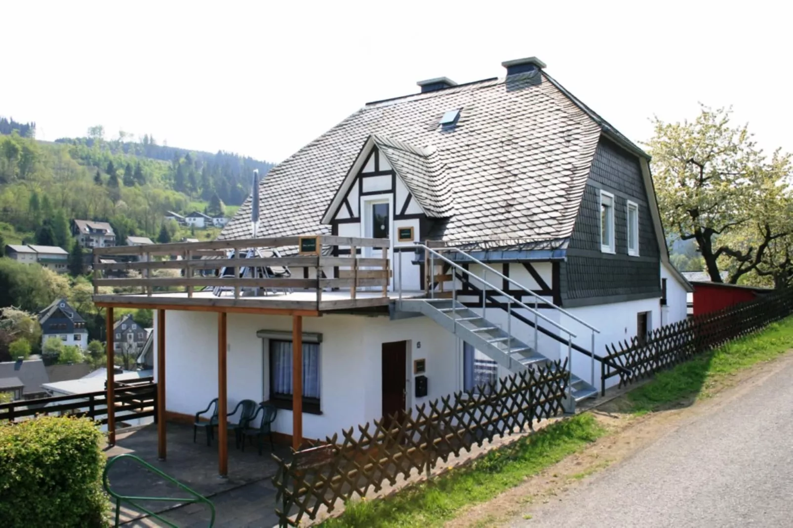 Haus am Iberg-Buitenkant zomer