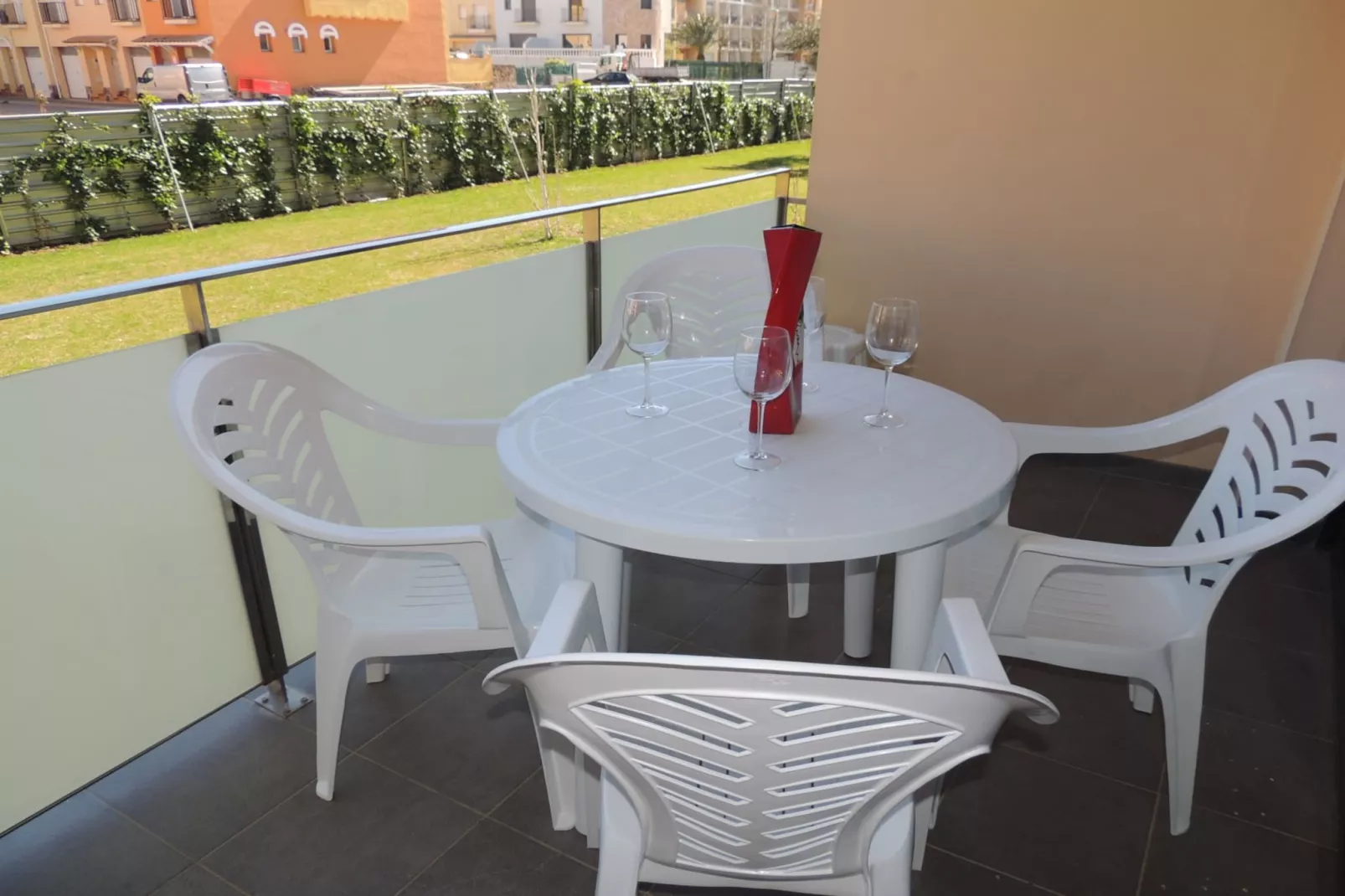 GRAN RESERVA MIMOSES 2 BJS C Empuriabrava-Terrasbalkon