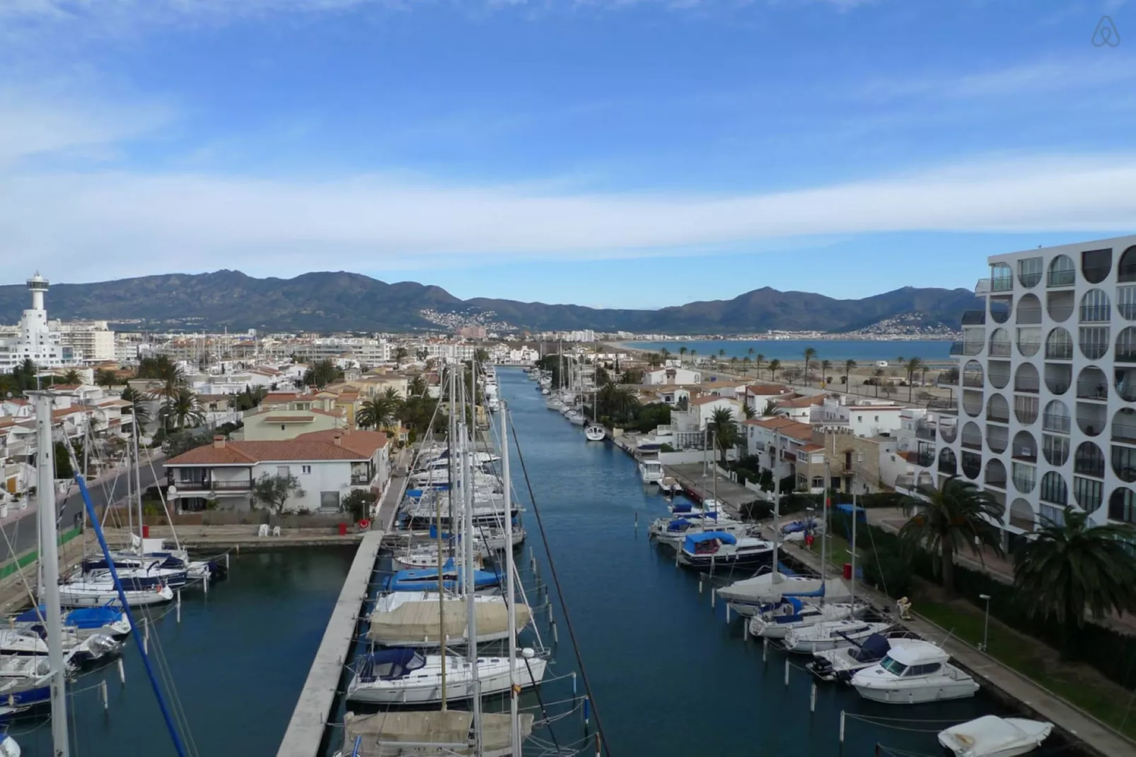 MIRABLAU F 11 Empuriabrava-Gebieden zomer 1km