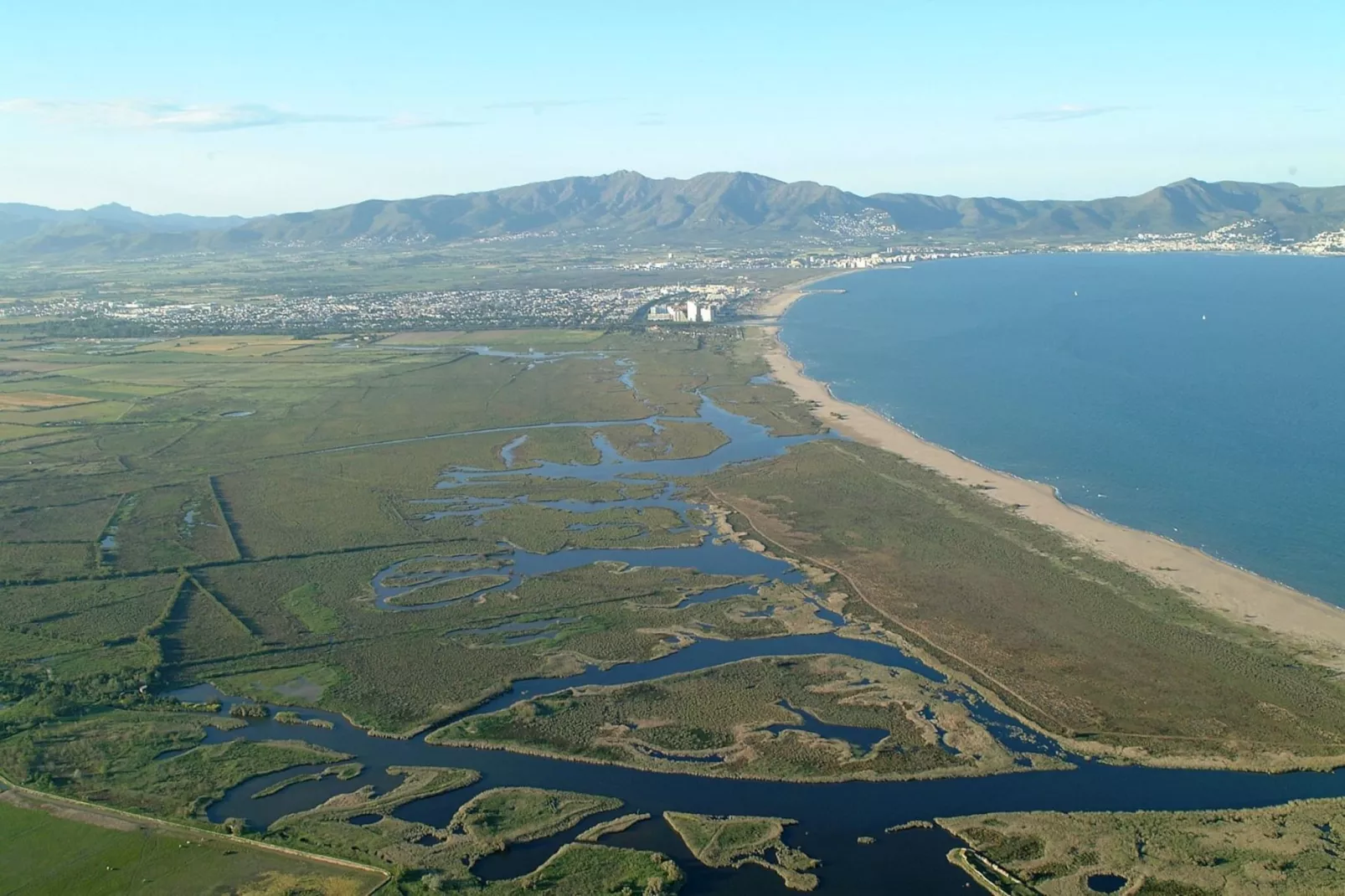 MIRABLAU F 11 Empuriabrava-Gebieden zomer 20km