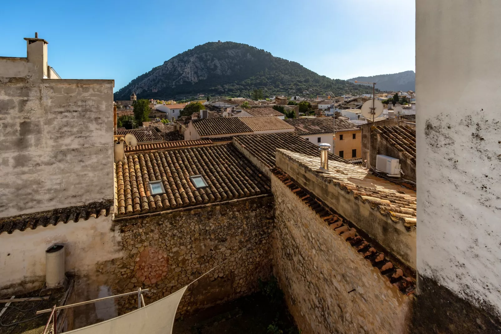 Casa Joana Acogedora Casa de Pueblo con Terraza-Terras