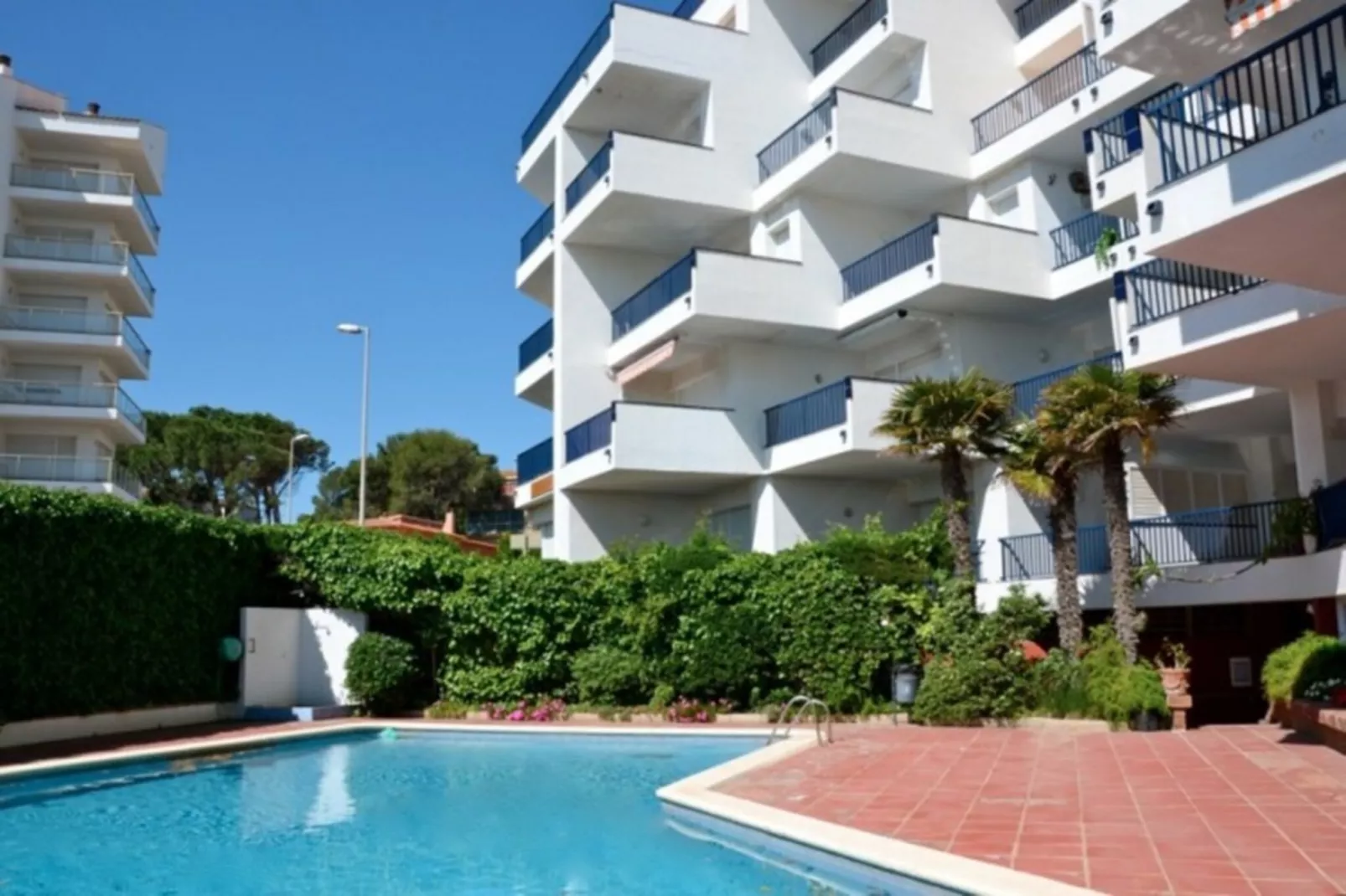 APARTMENT PASSEIG DEL MAR 18-Zwembad