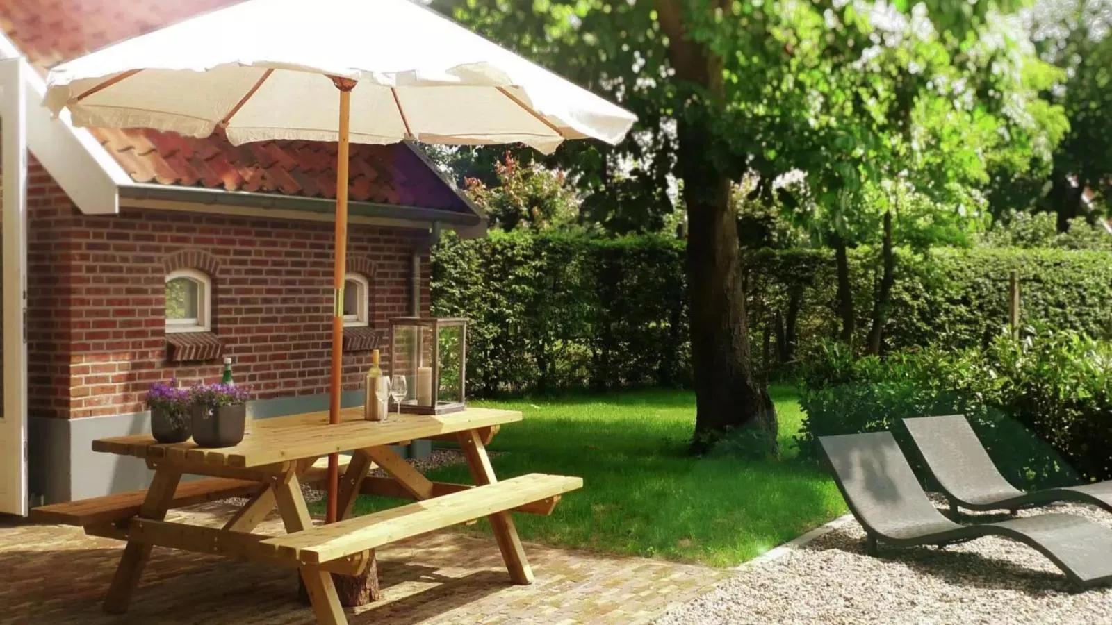 Design Lodge Twente-Tuinen zomer