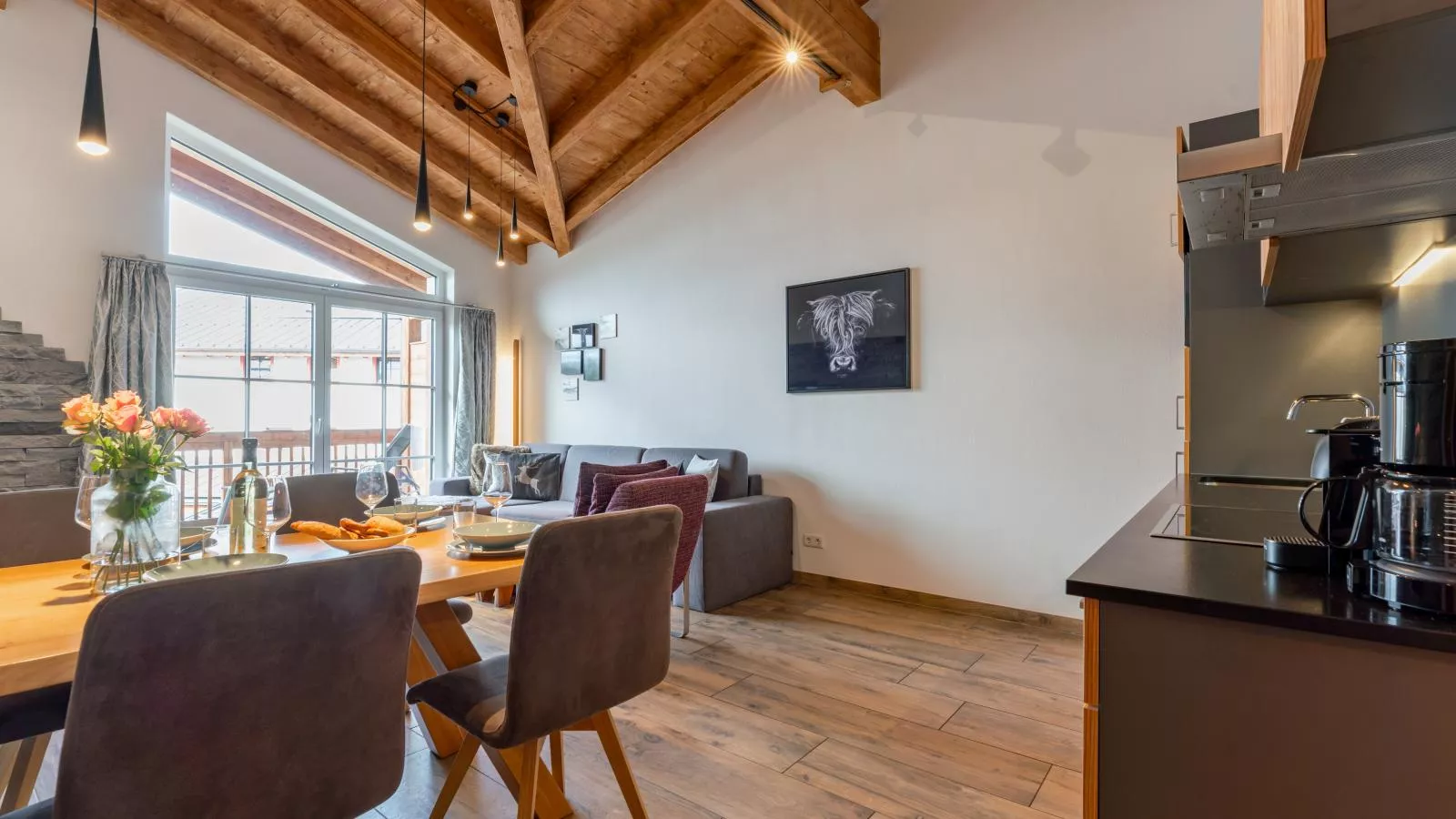 Tauern Suites Mitterwirt TOP 223-Eetkamer