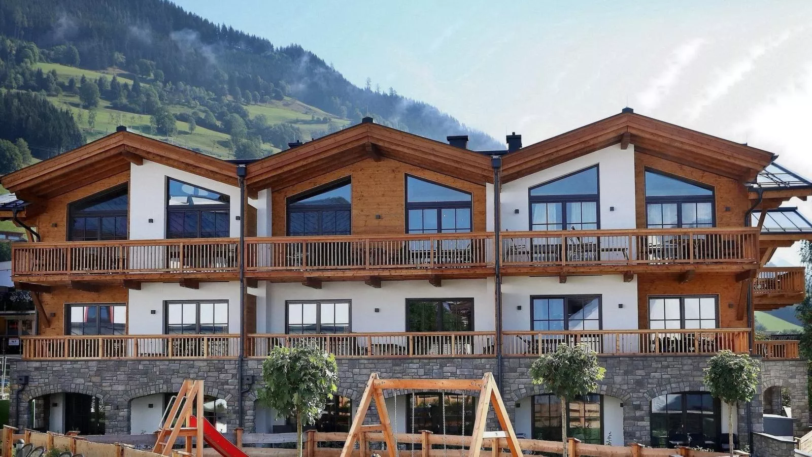 Tauern Suites Mitterwirt TOP 223-Buitenkant zomer