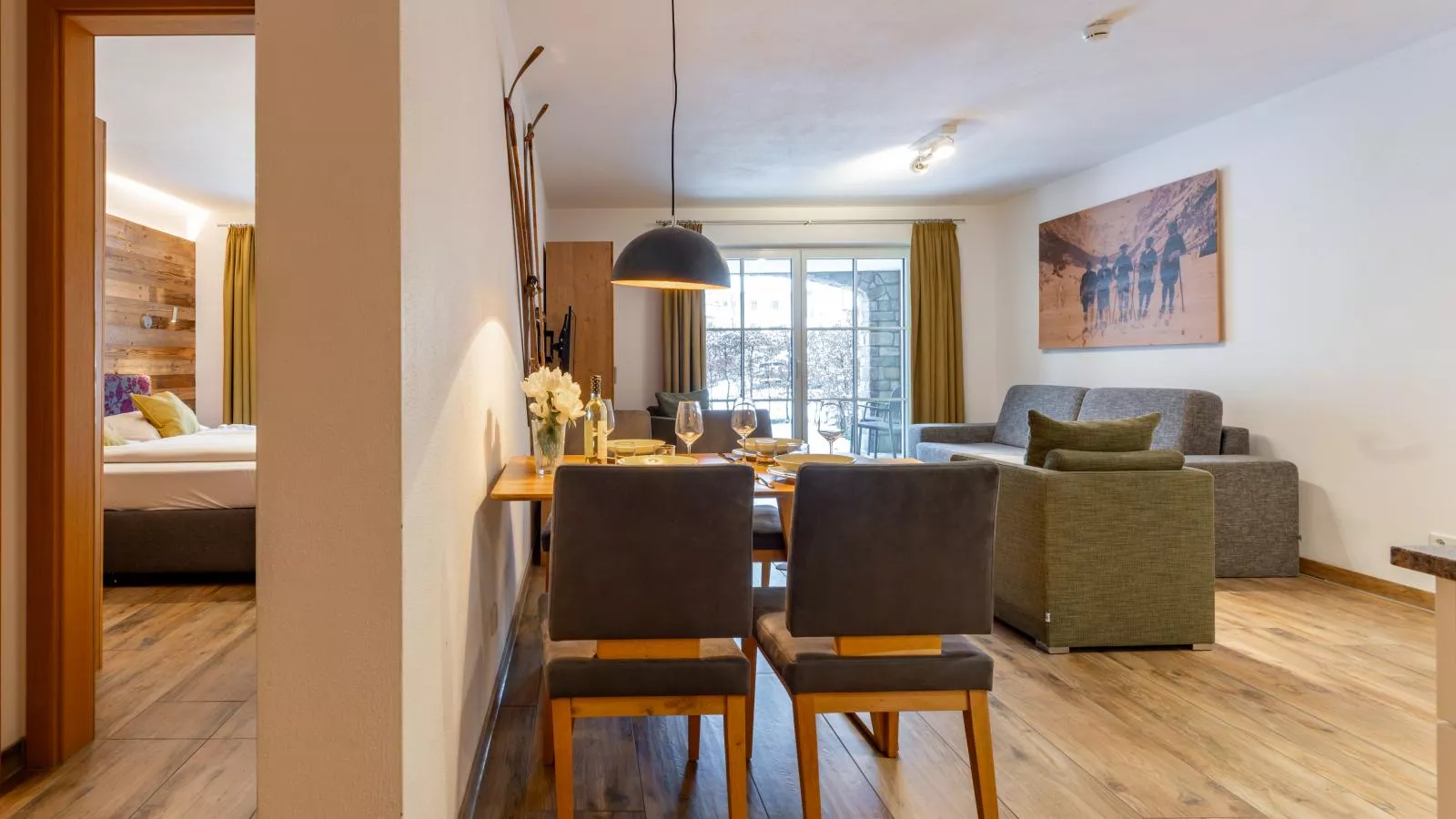 Tauern Suites Mitterwirt TOP 303-Eetkamer