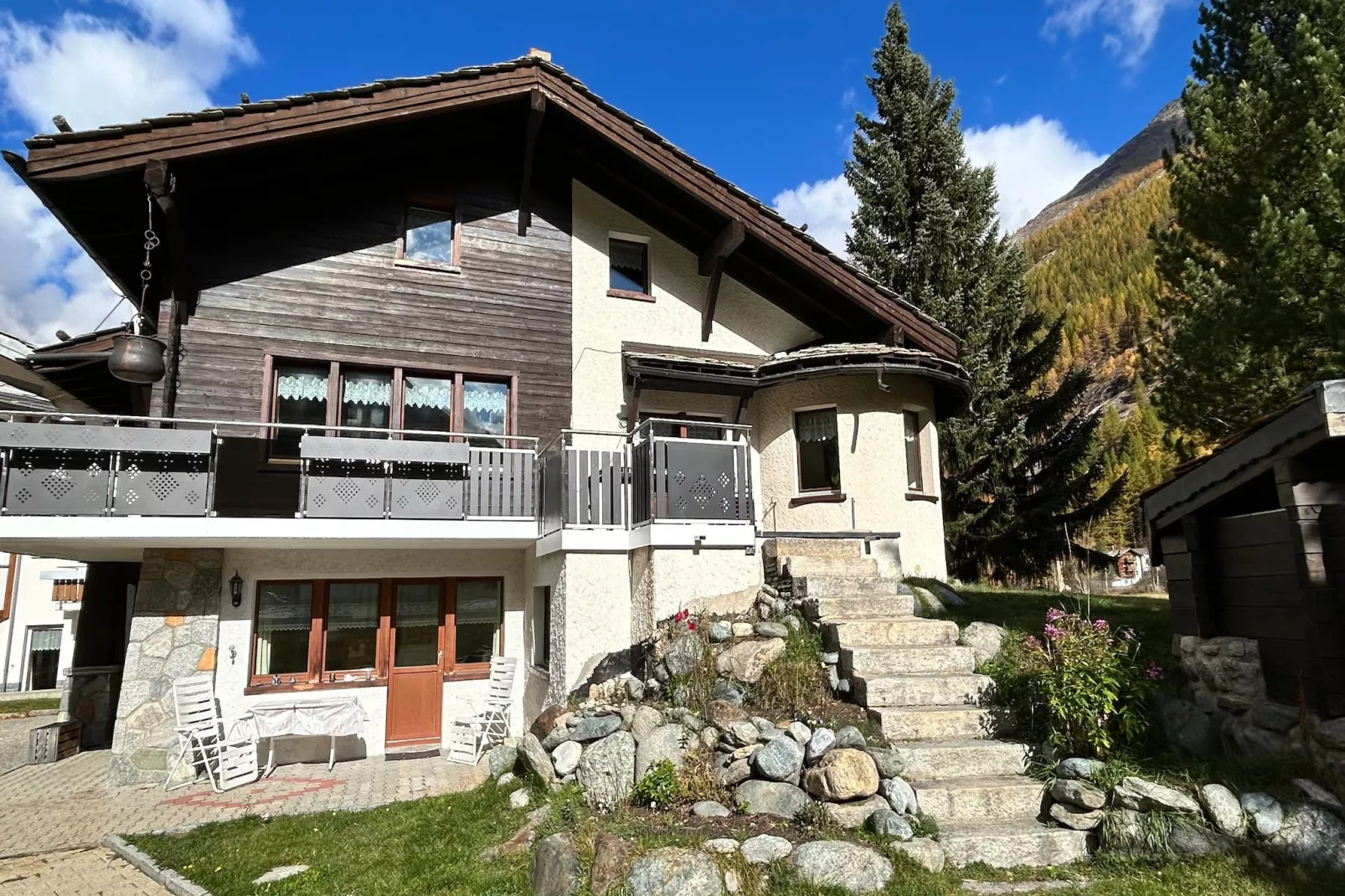 Chalet Sunstar kleine Wohnung-Buitenkant zomer