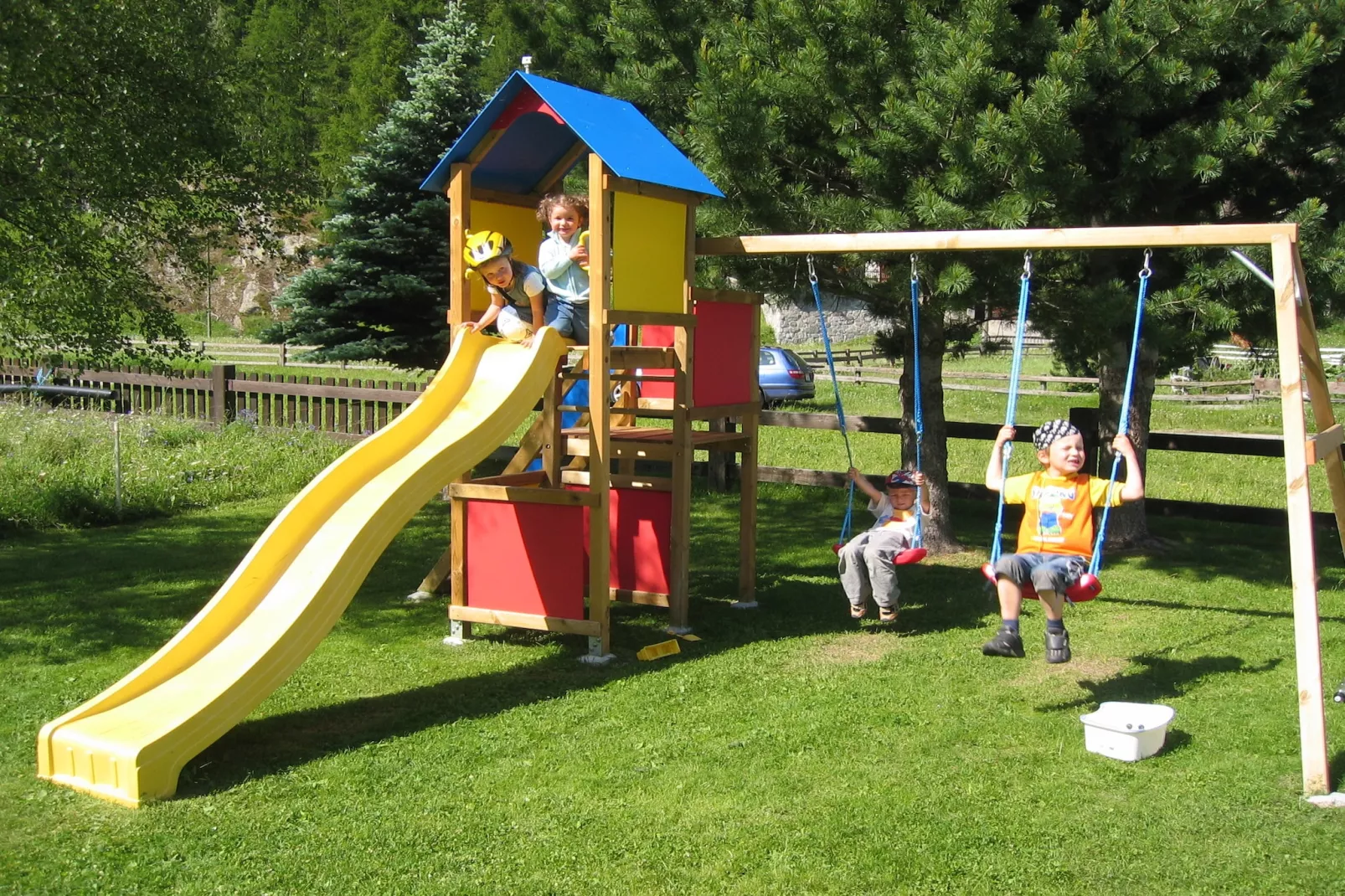 Haus Alpenstern Wohnung Älpi-Tuinen zomer