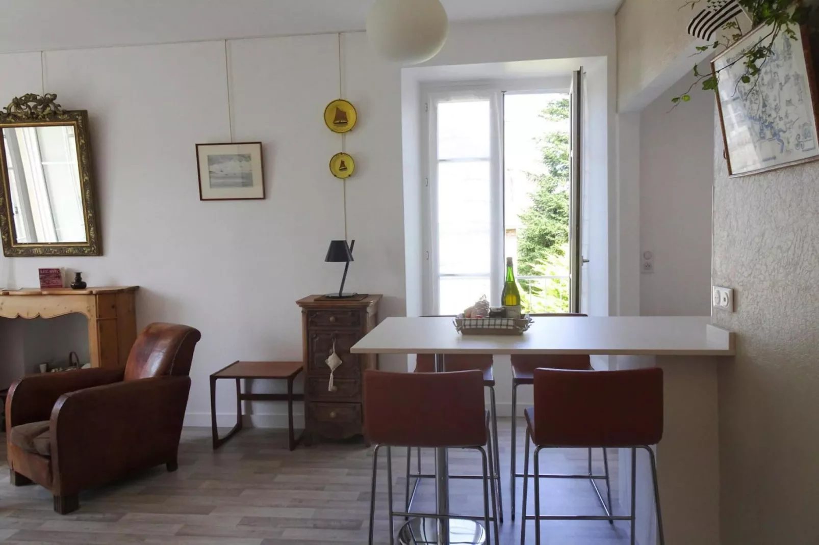 Appartement Beg Meil-Woonkamer