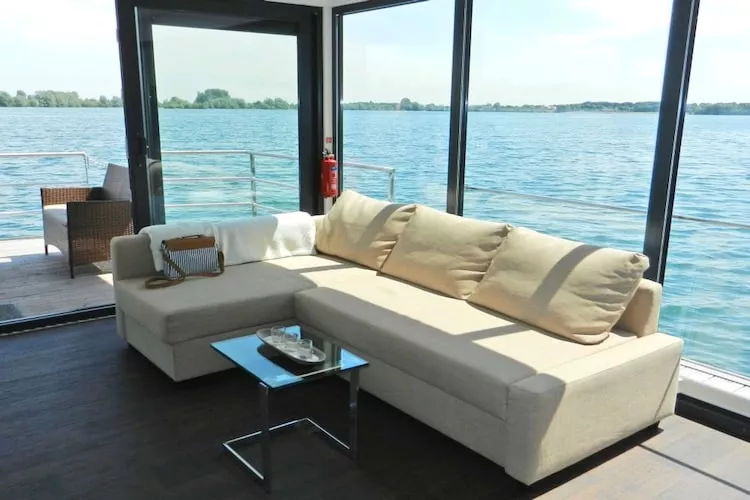 Floating 44 / Boot 1 / 3 Personen-Woonkamer