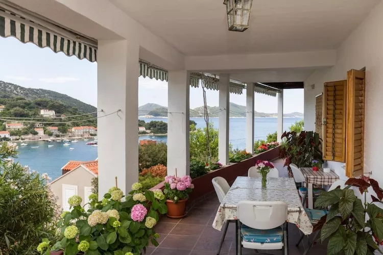 Apartments Miskovic - One Bedroom Apartment with Balcony and Sea view (Middle)-Terras