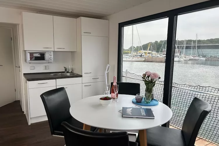 Floating 44 - Boot 1 Nikse / 3 Personen-Keuken