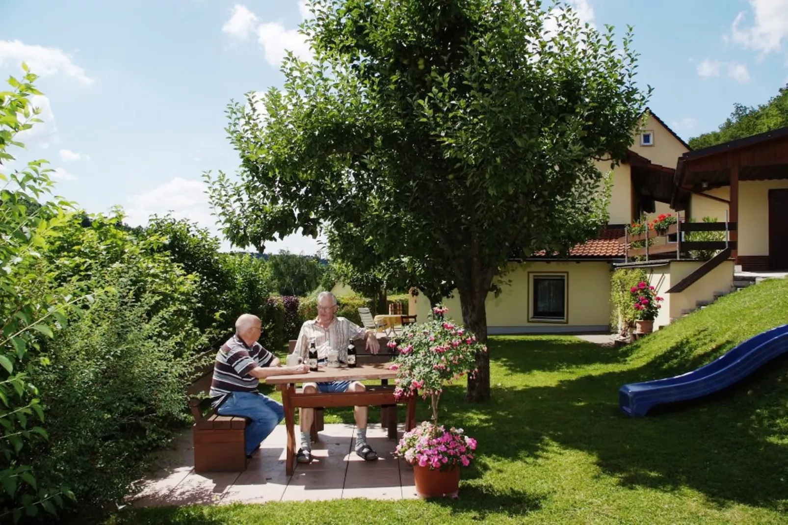 Fränkische Schweiz-Tuinen zomer