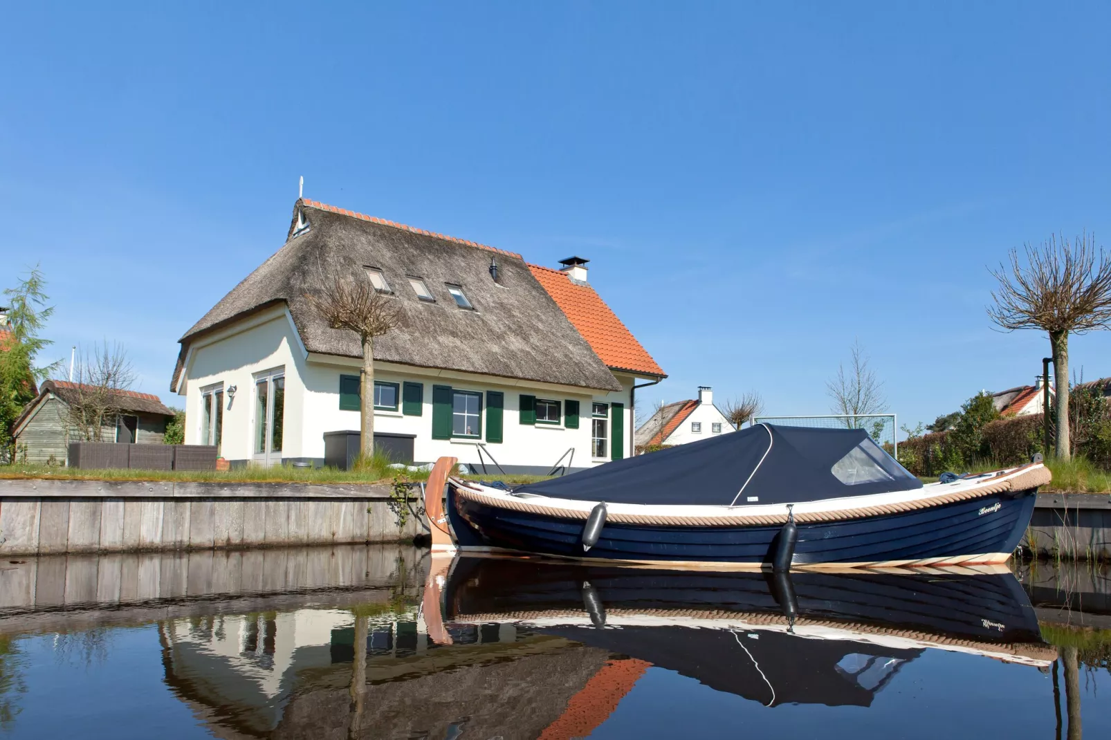 Landgoed Eysinga State 1-Buitenkant zomer