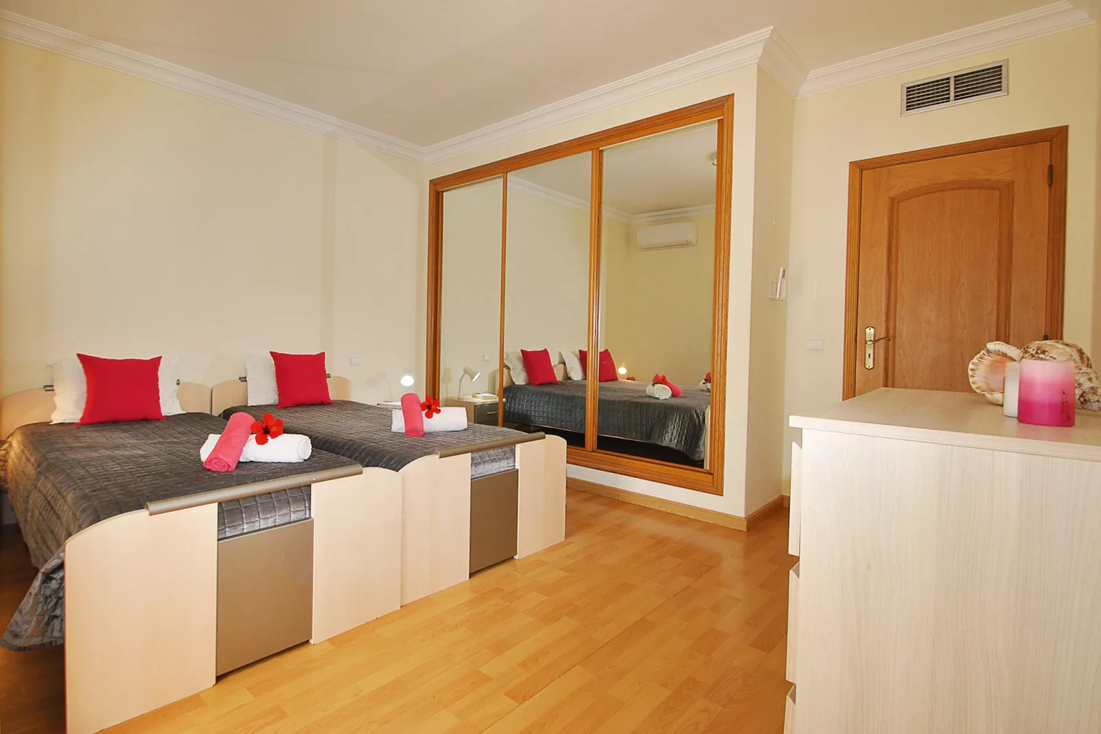 Apartment Paphos-Image-tags.