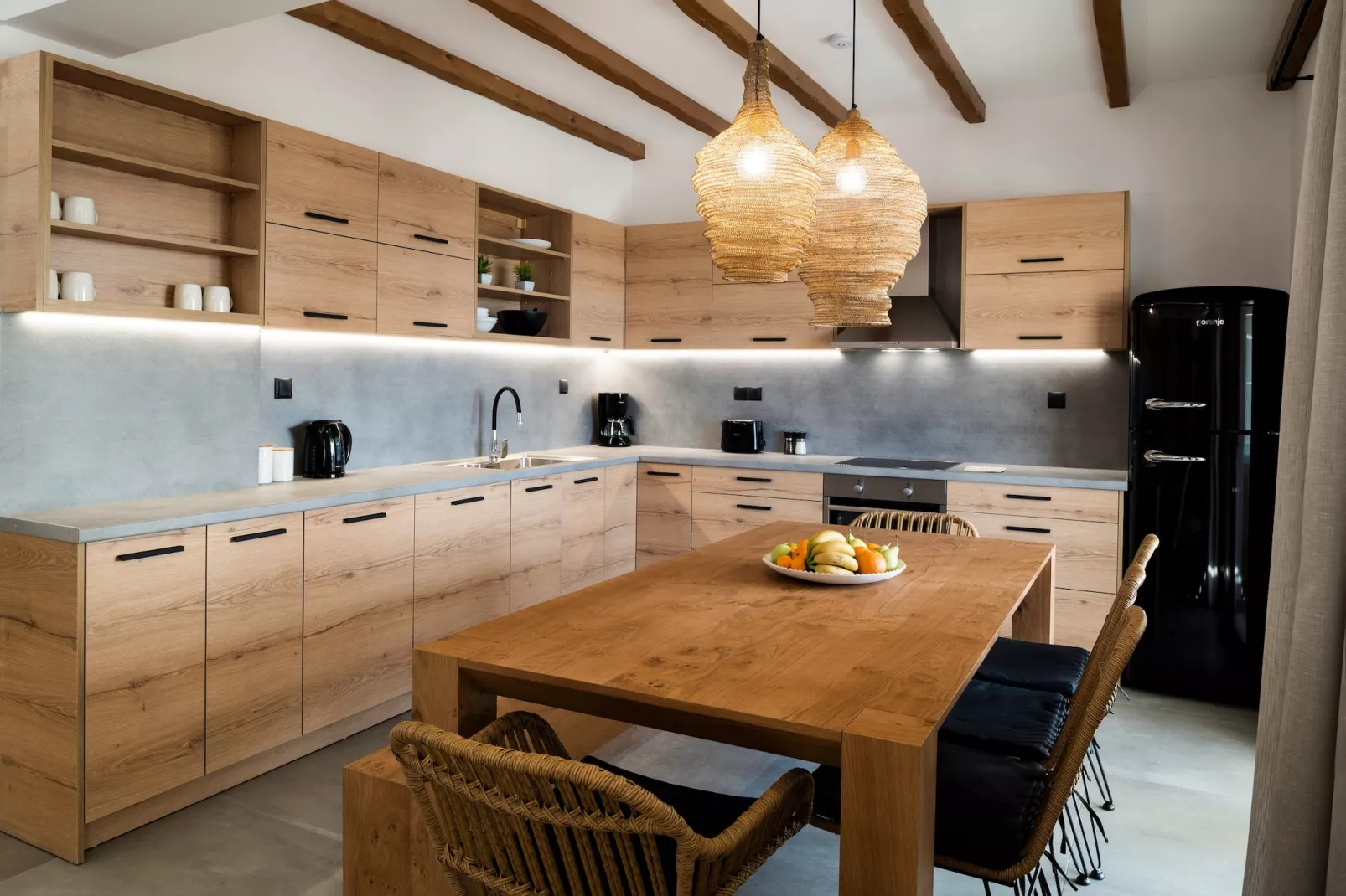 Zen Luxury Home-Keuken