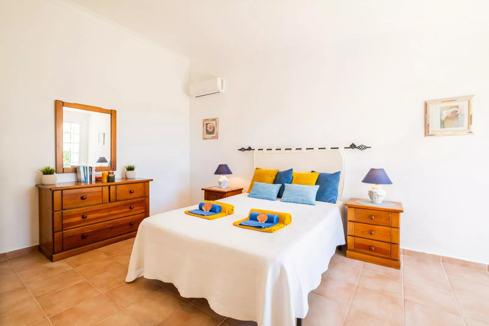 Villa Menorca-Image-tags.