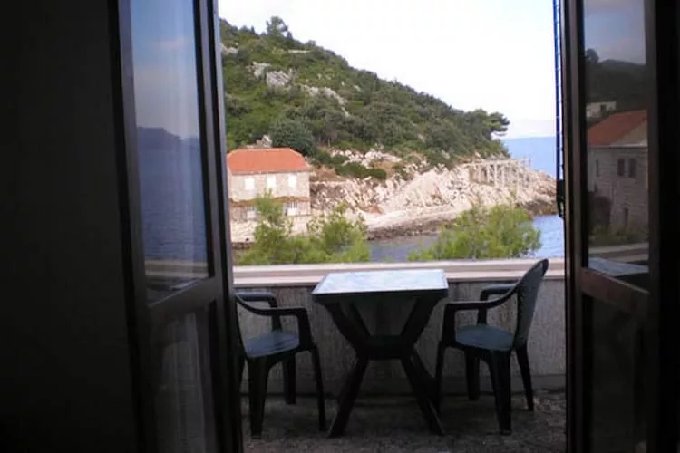 Guest House Hazdovac - Double Room with Balcony and Sea View-Terras