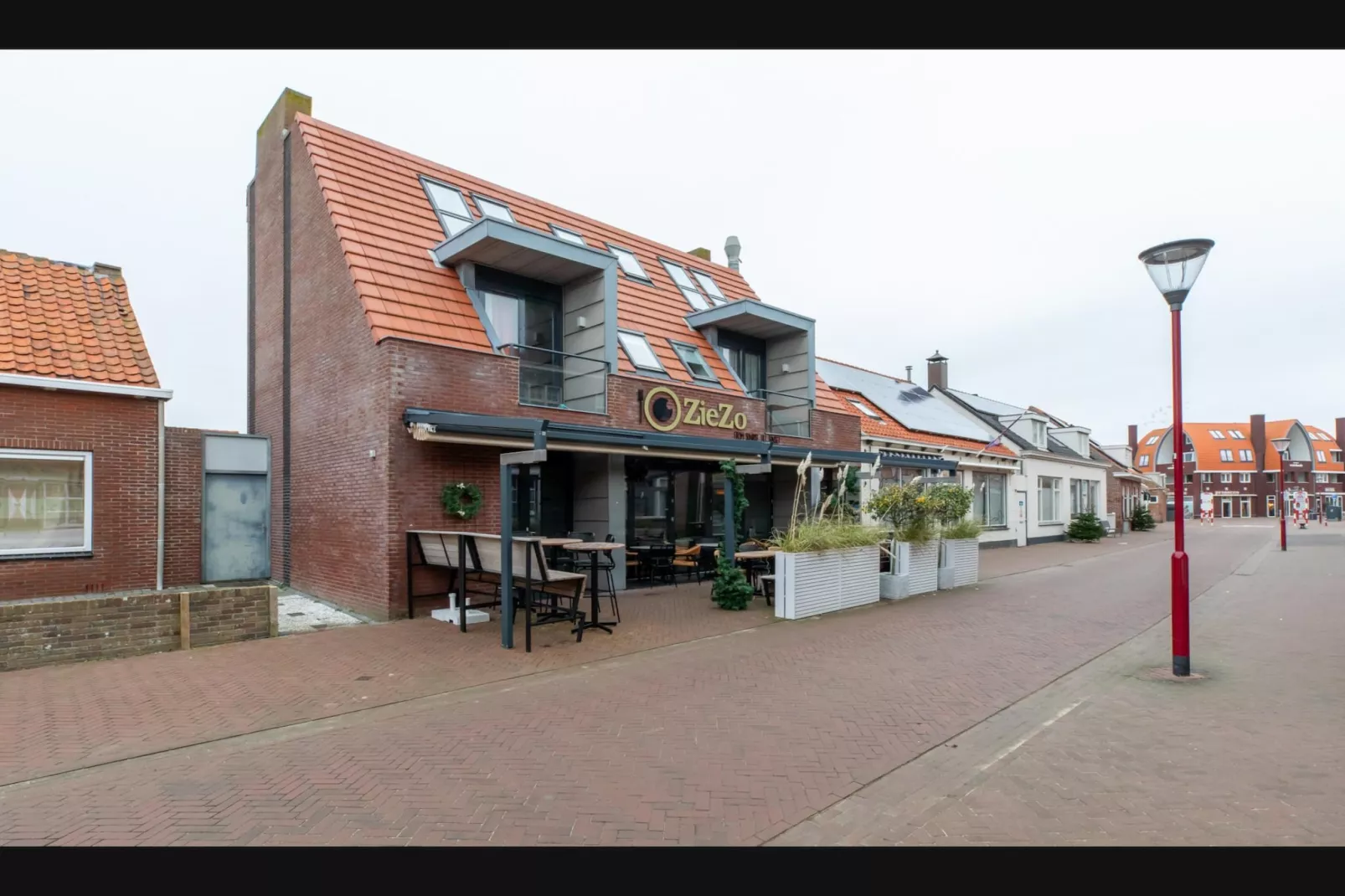 Studio / Appartement Langstraat 29C Zoutelande 2 Personen  Strandvakantie Zeeland-Buitenkant zomer