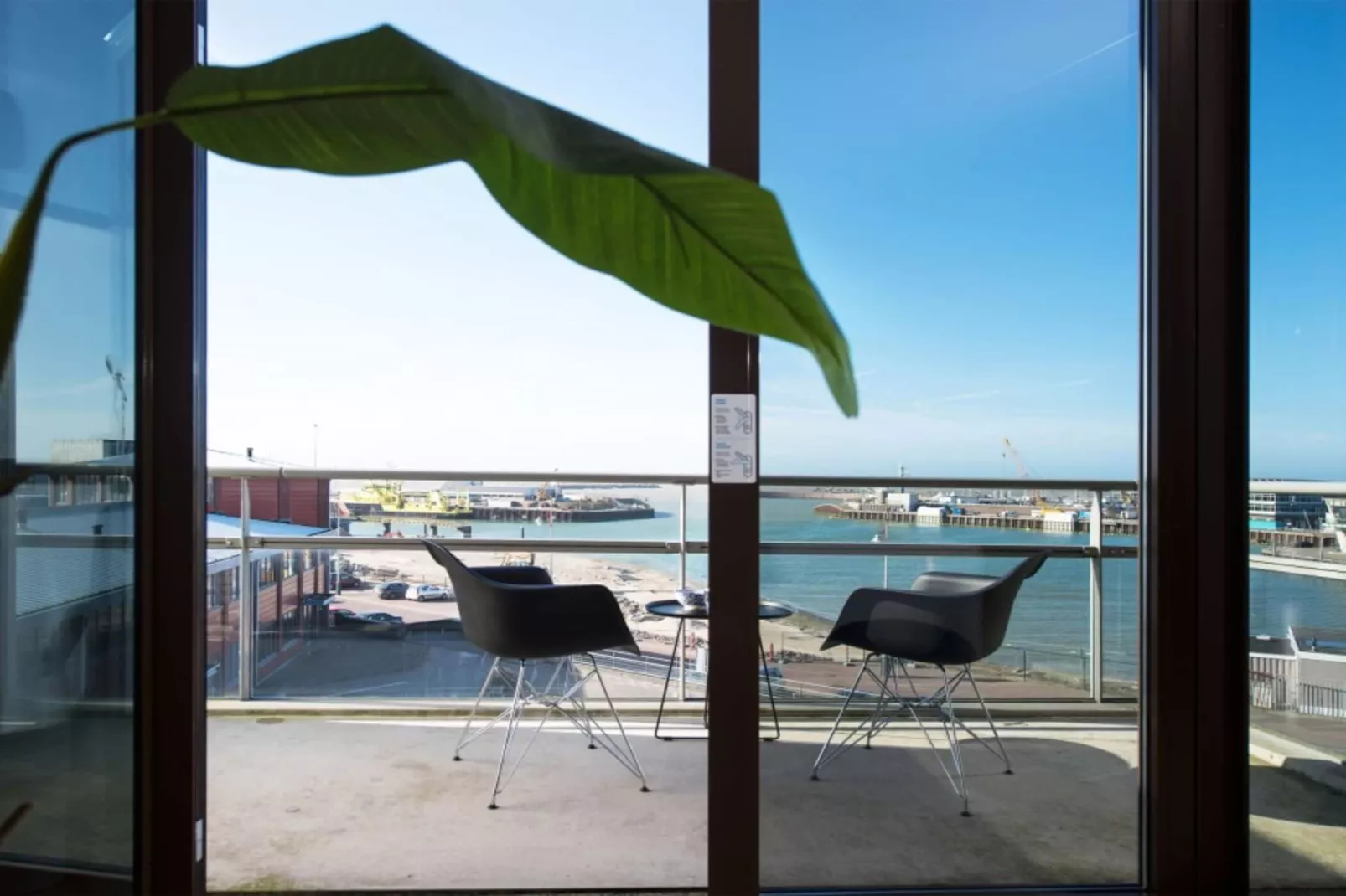 Scheveningen Harbour 68B-Terrasbalkon