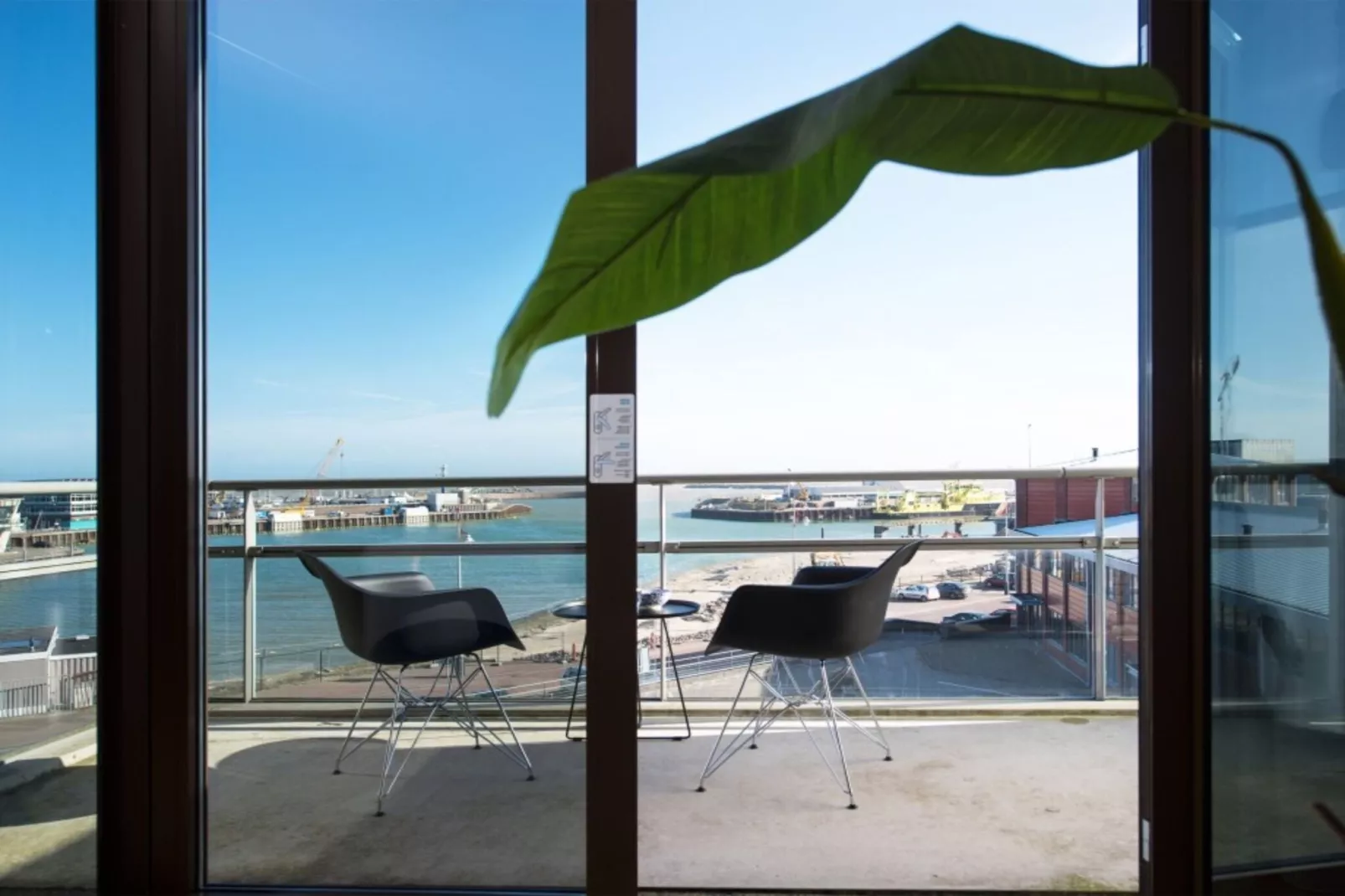 Scheveningen Harbour 68B-Terrasbalkon