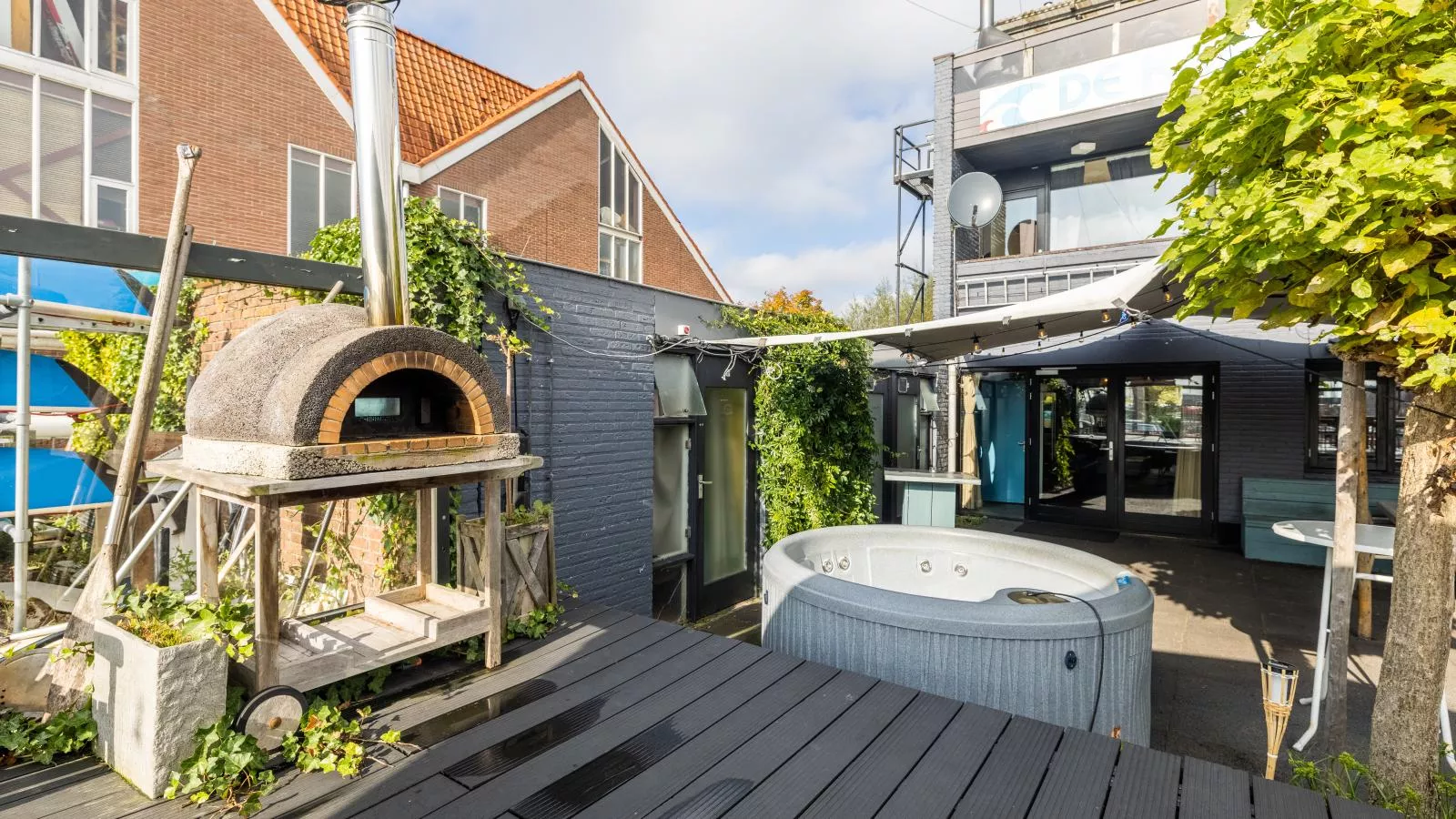 De Kaag Watersport Groepsaccommodatie - 30 pers-Terrasbalkon