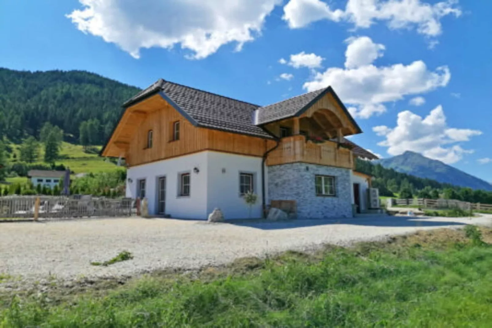 Ferienhaus Weißpriach-Buitenkant zomer