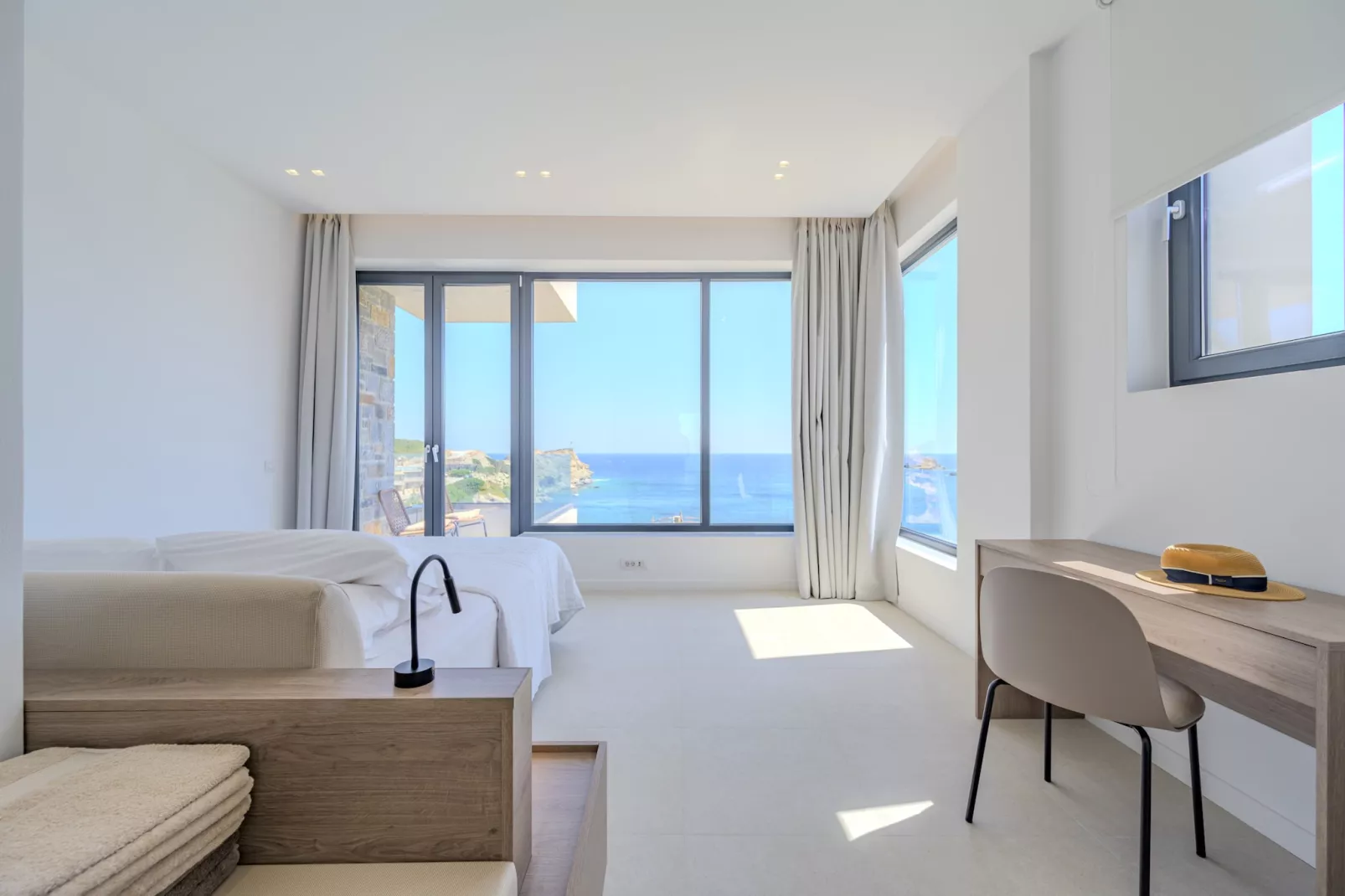 Theasea Luxury Residence-Slaapkamer