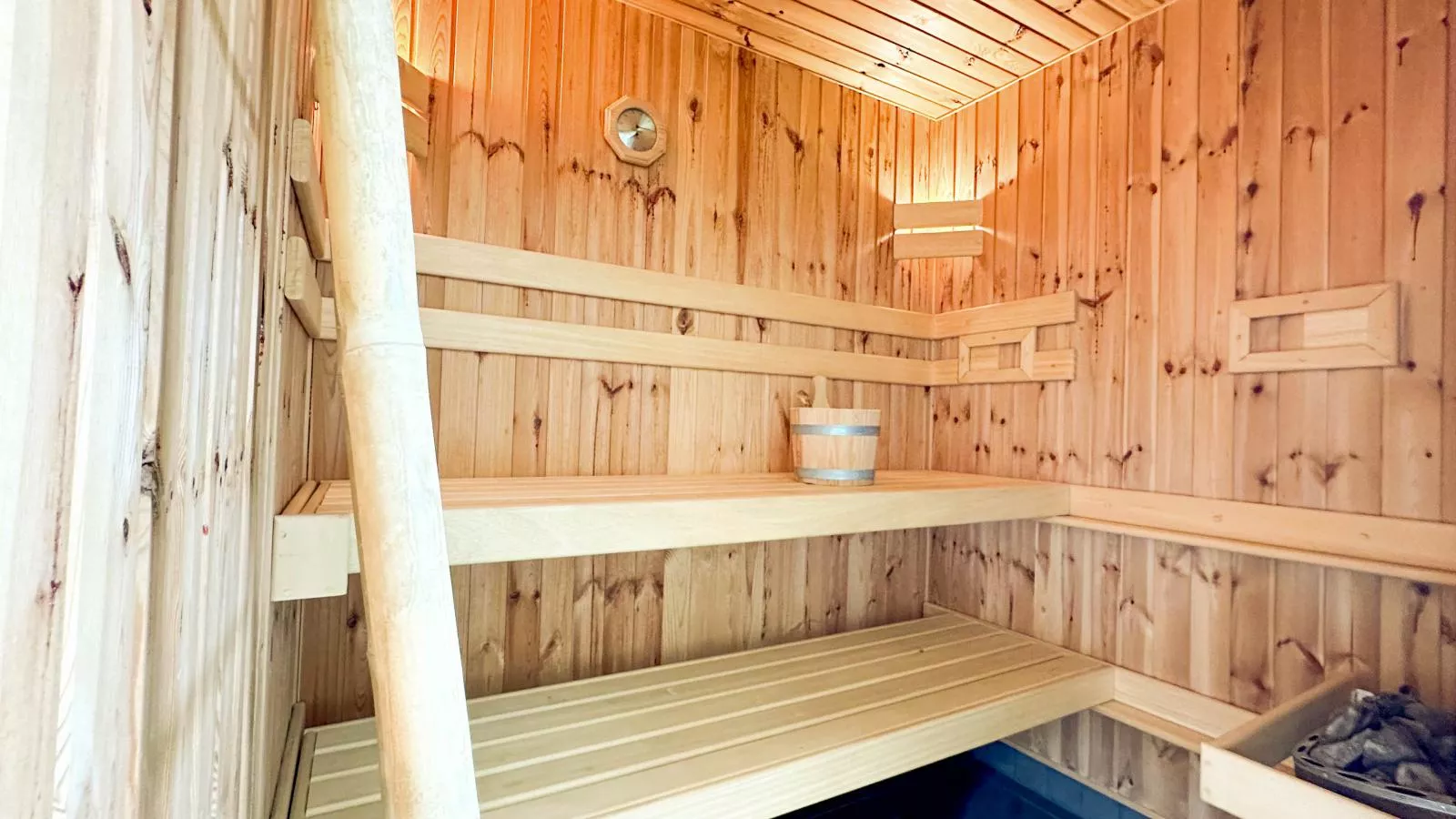 Enjoy for two-Sauna