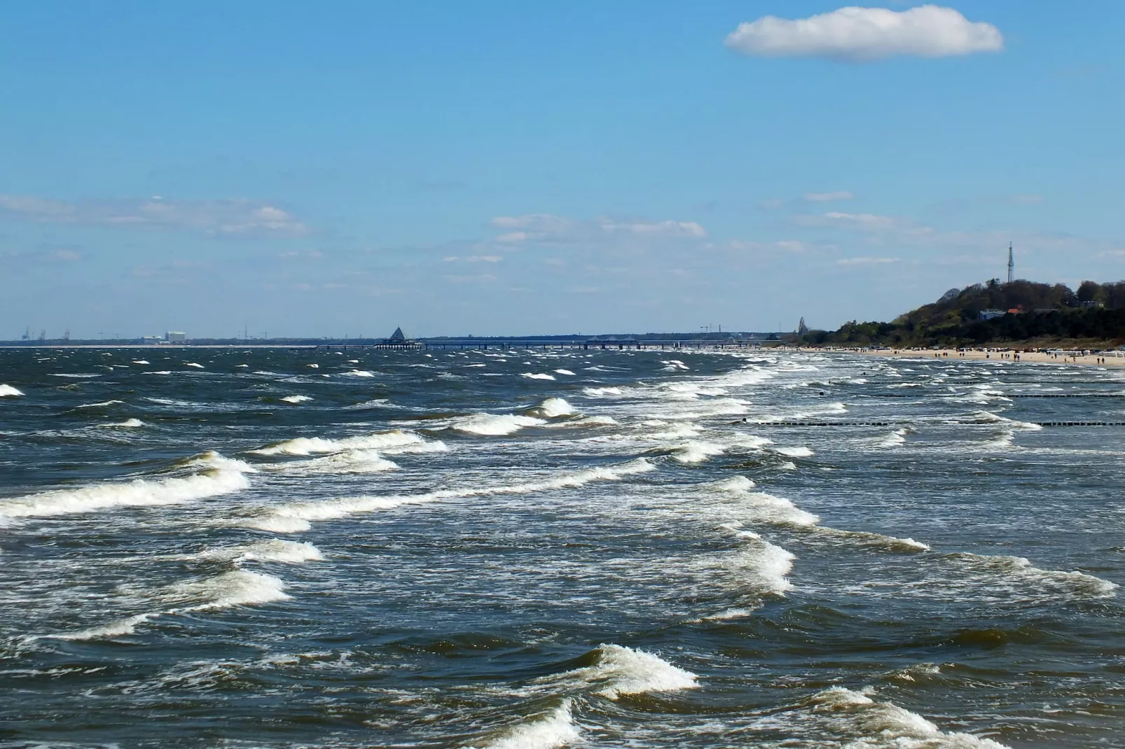 DHH Strandhaus II rechts-Gebieden zomer 5km