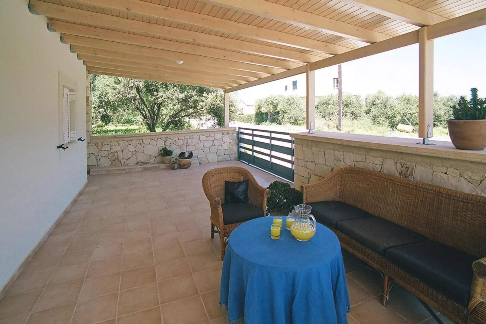 Holiday residence Rodanthi, Darmarochori-Villa Rodo, ca. 90 qm, 4 Pax-Terrasbalkon