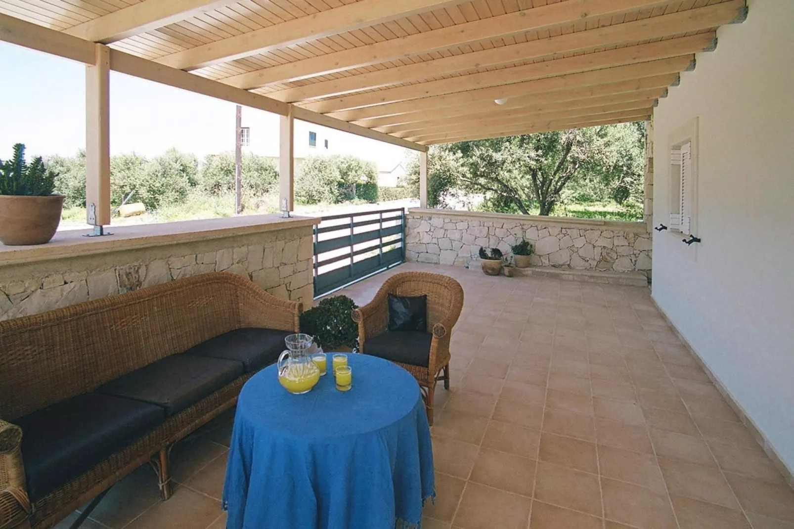 Holiday residence Rodanthi, Darmarochori-Villa Rodo, ca. 90 qm, 4 Pax-Terrasbalkon