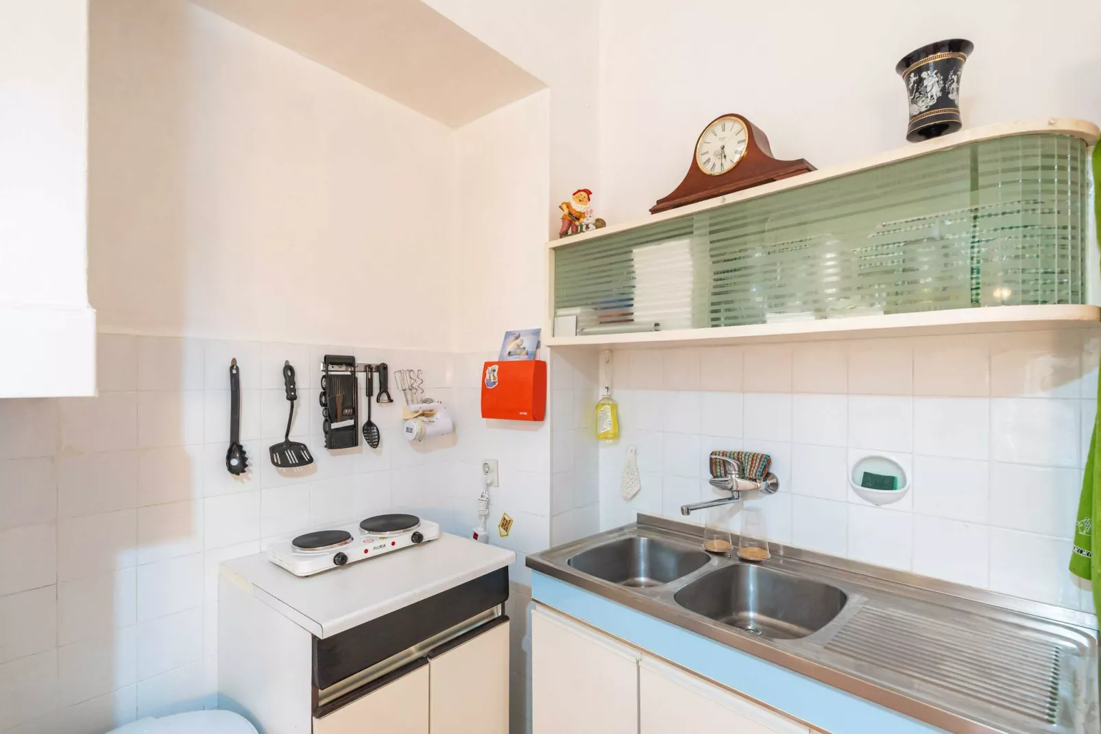 Two Stars Two Beds Downtown Apartment - One-Bedroom Apartment-Keuken