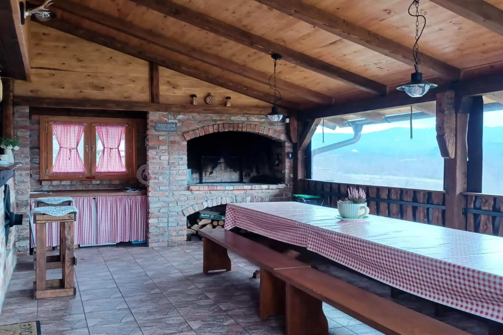 Stara Hiža Vlašić - Duplex one bedroom Chalet with Private Garden-Terras