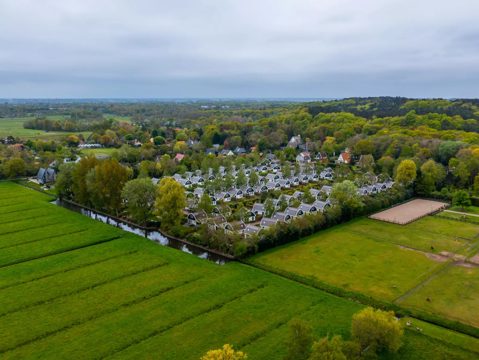 Restyled Koningshoeve Deluxe 6 personen-Buiten