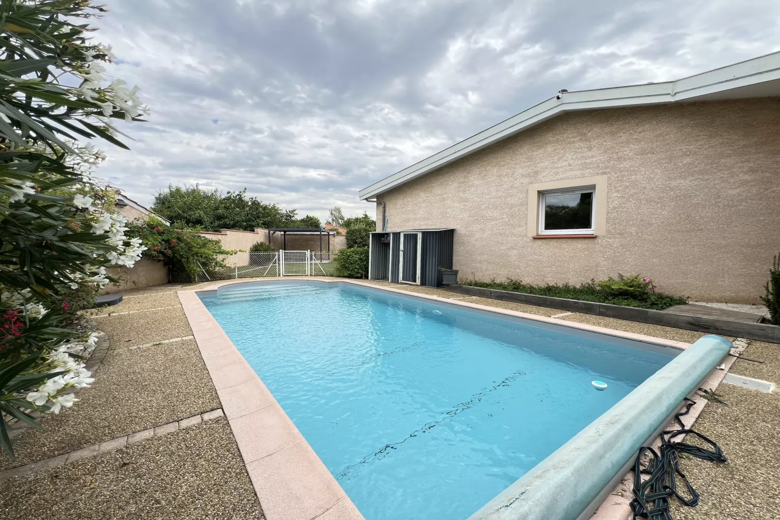 La Joviale, jolie maison avec Piscine & Jardin-Image-tags.