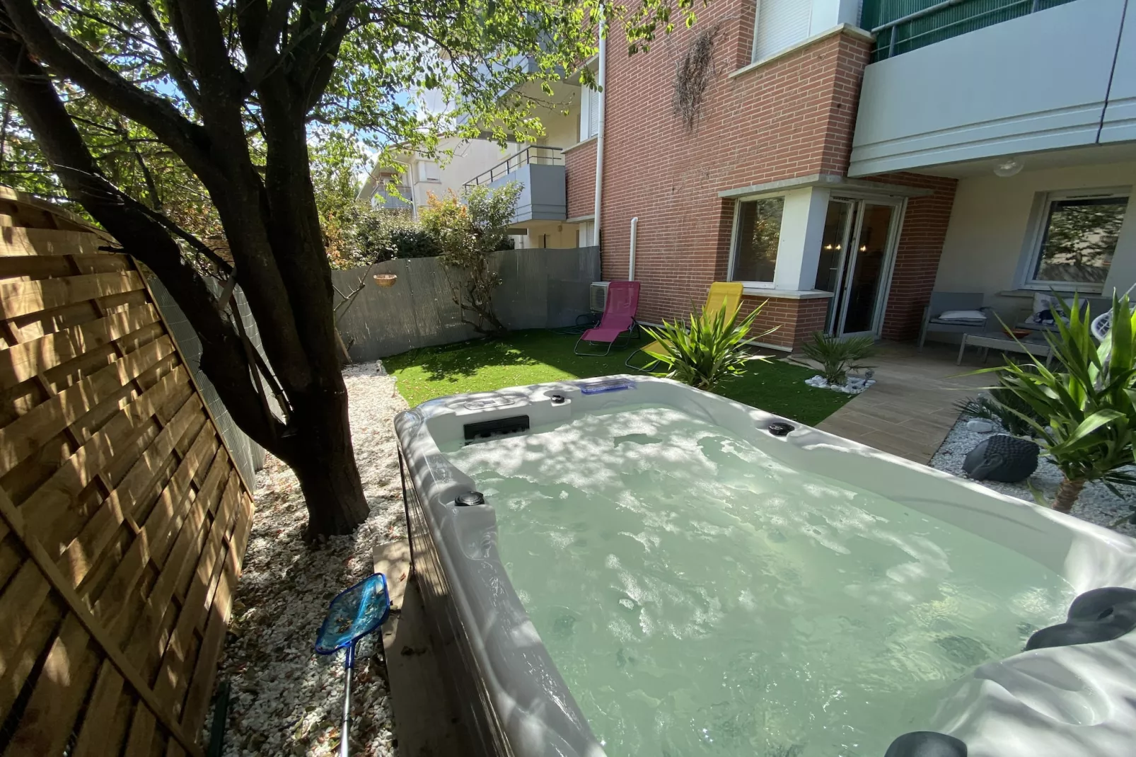 Le Jungle : T2 avec Jardin et Jacuzzi-Image-tags.