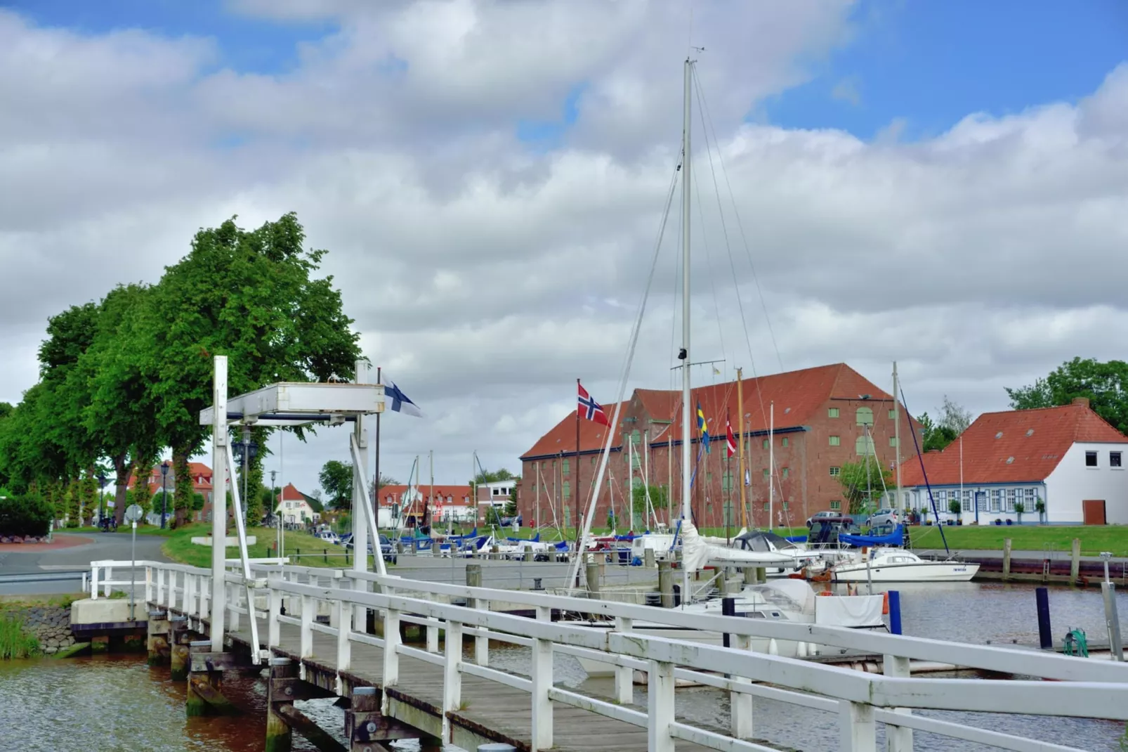 Ferienwohnung bi uns to Hus Tönning-Gebieden zomer 5km