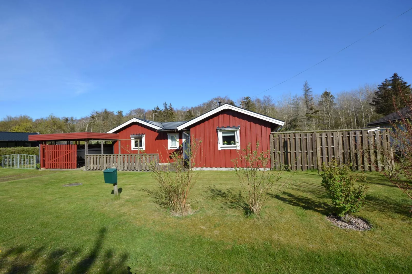 Prachtig vakantiehuis in de natuur-Buitenlucht