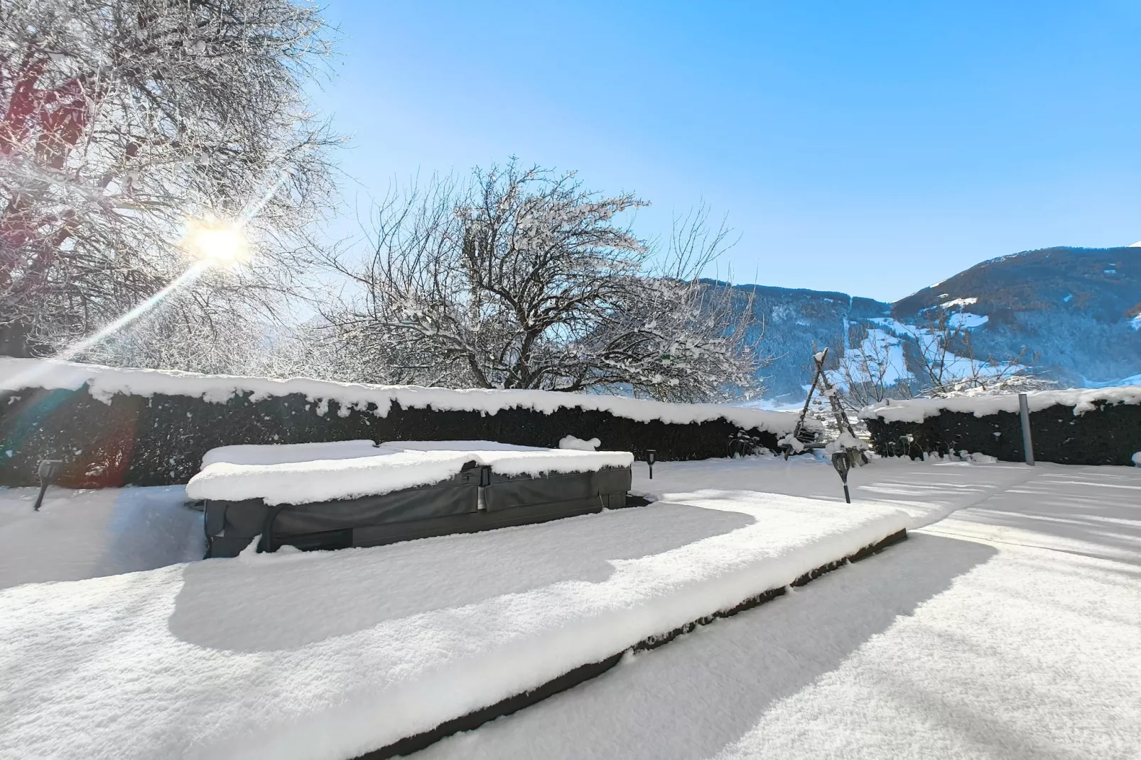 Exklusive Ferienwohnung mit Whirlpool-Uitzicht winter