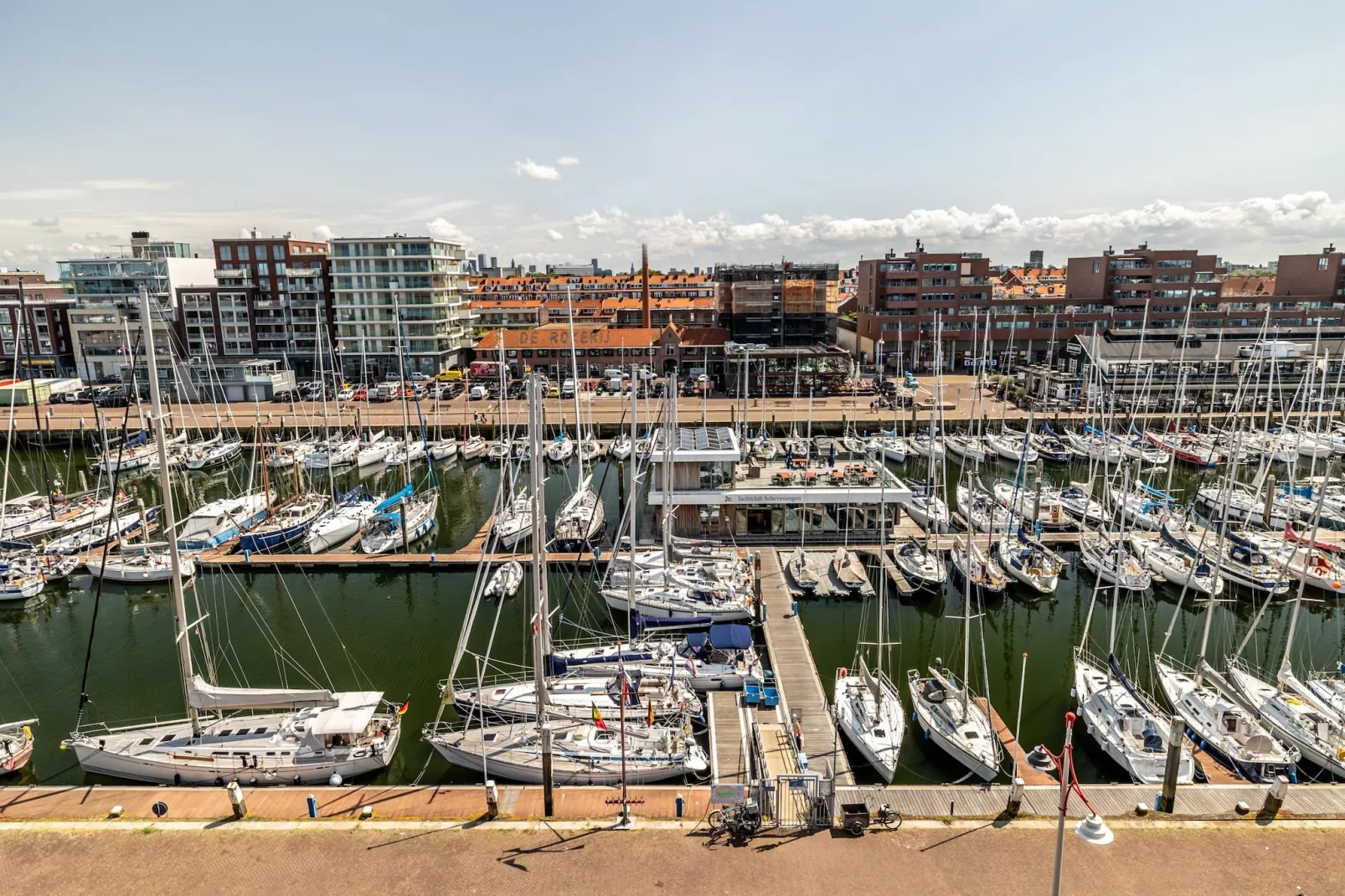 Scheveningen Harbour 42A-Uitzicht zomer